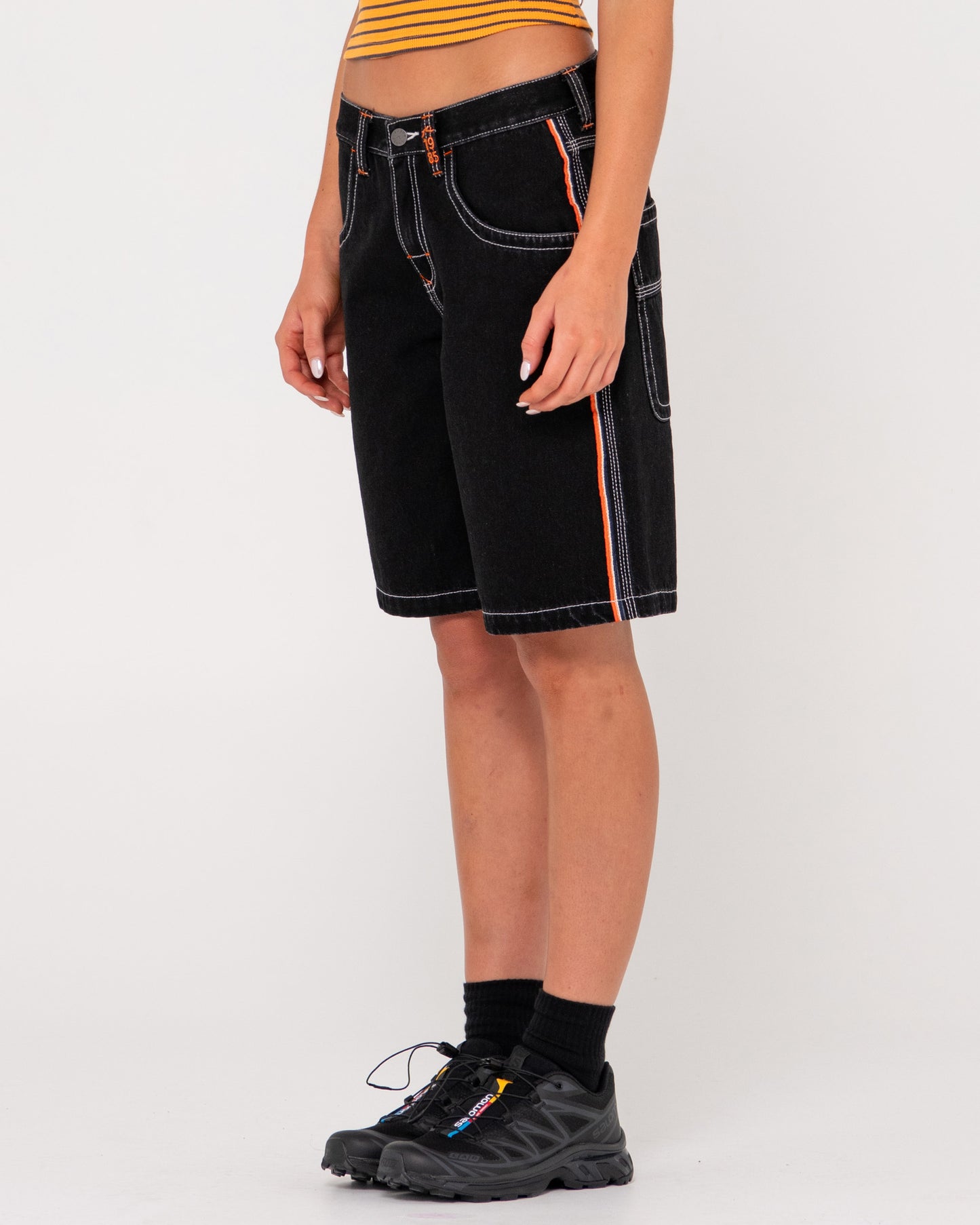 FLIP MOMMY LOW RISE WIDE LEG DENIM JORT