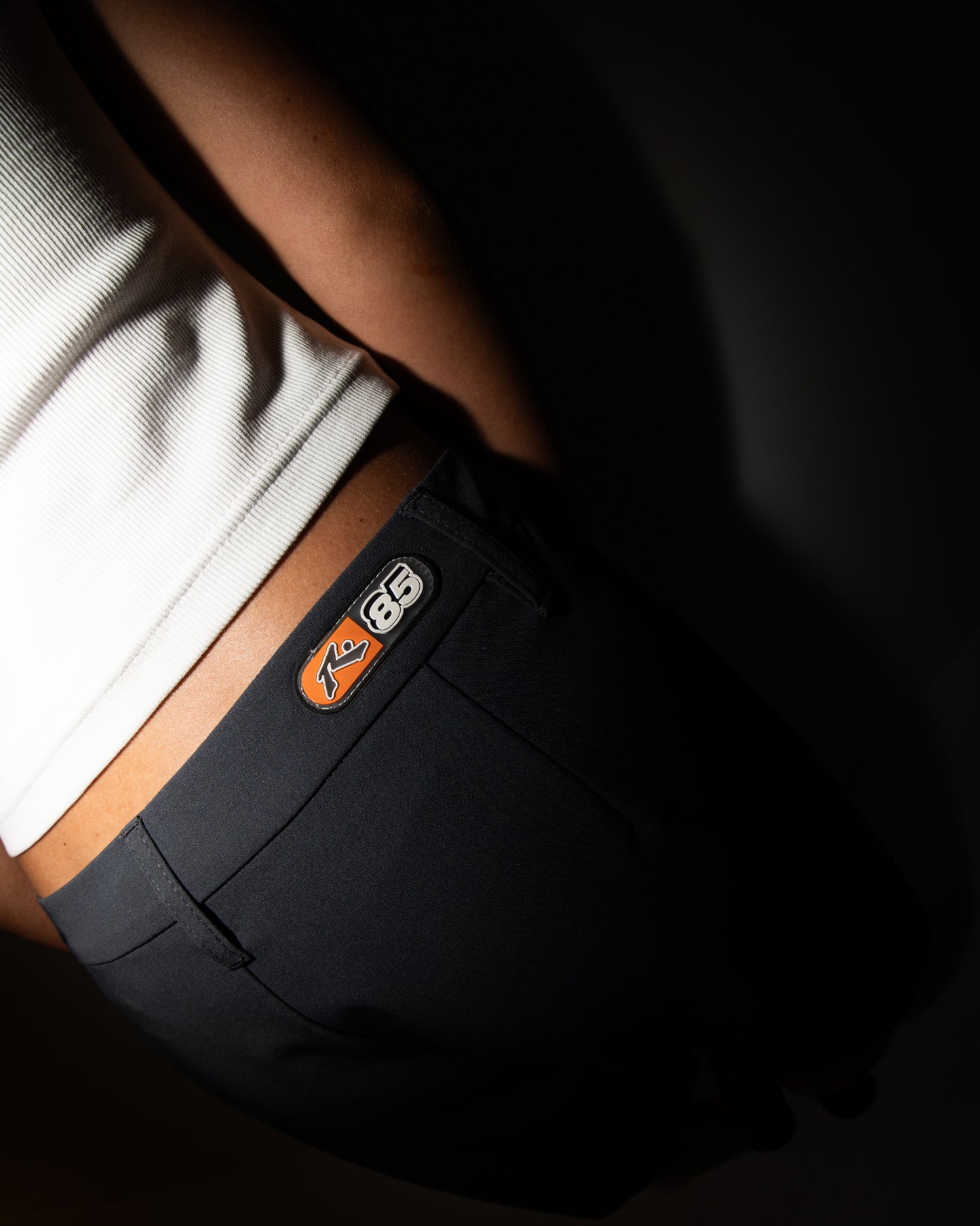 FINANCE MOMMY LOW RISE SHORT