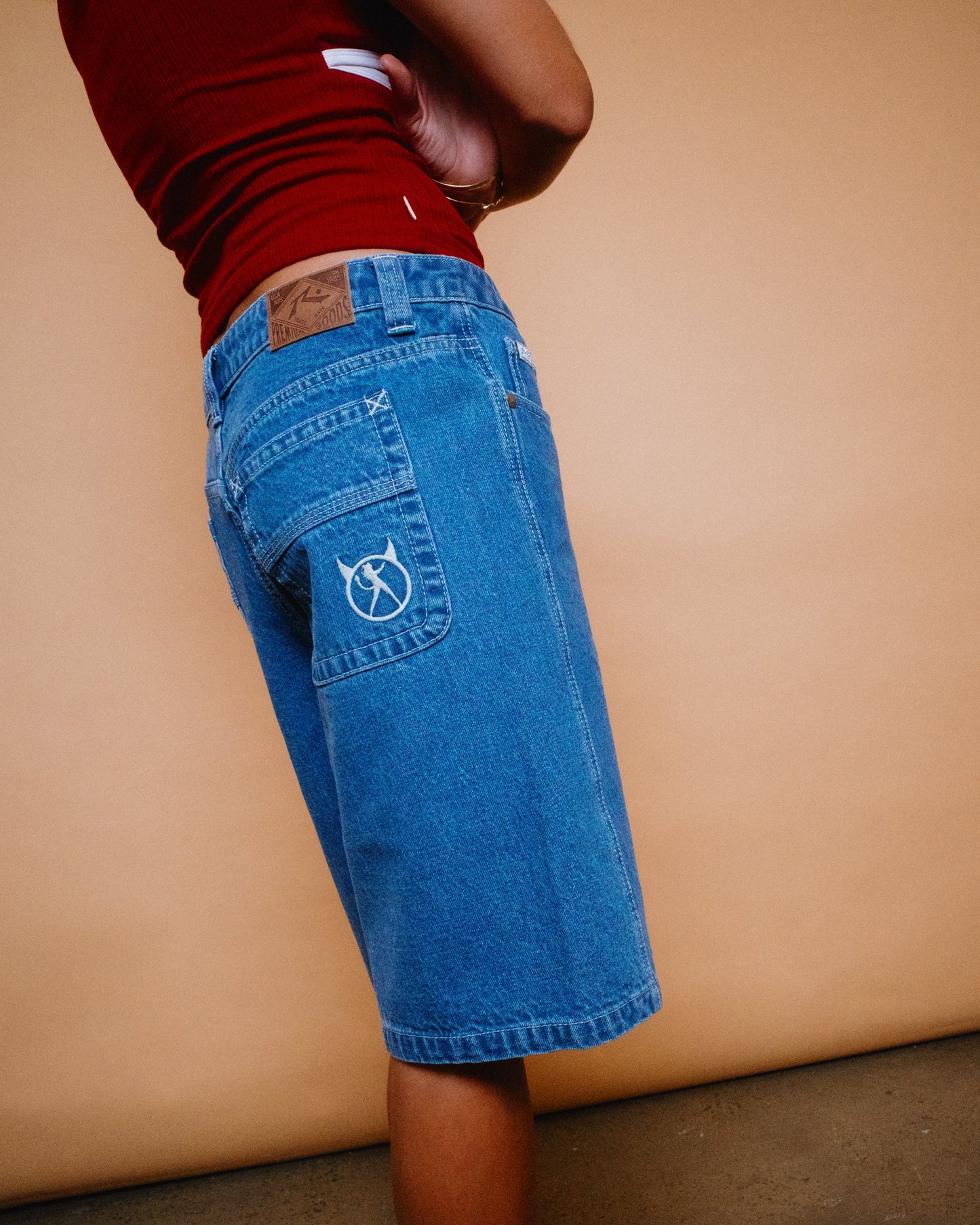 LEGLESS LOW RISE DENIM JORT
