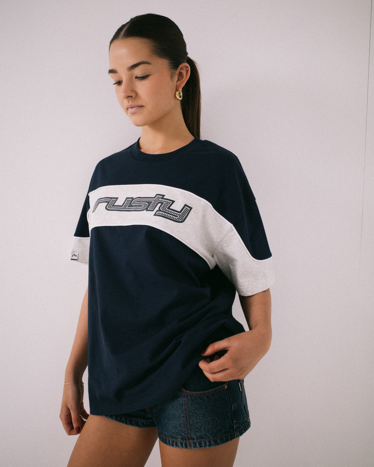 KINETIC OVERSIZE TEE