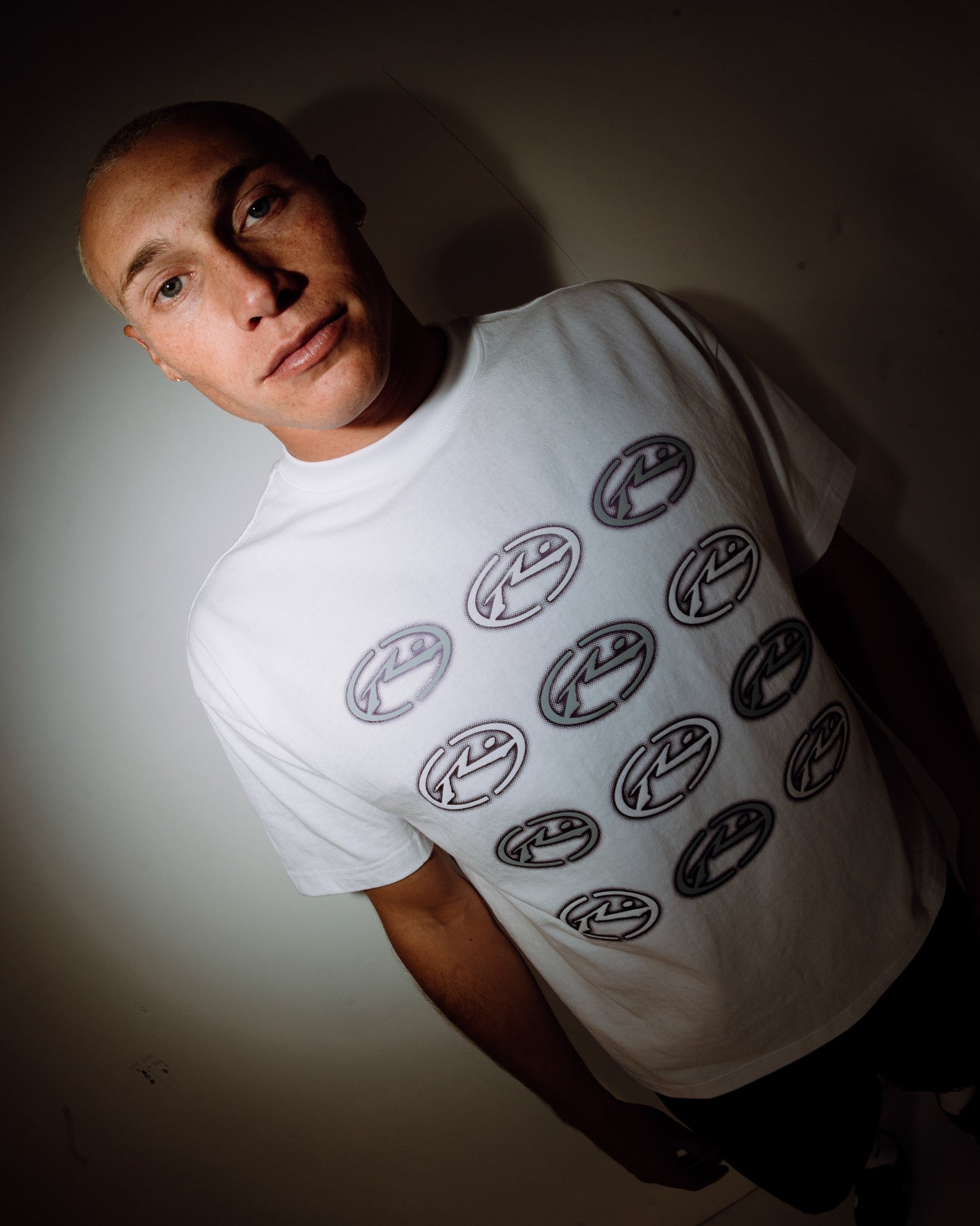 HEAT CHECK SHORT SLEEVE TEE