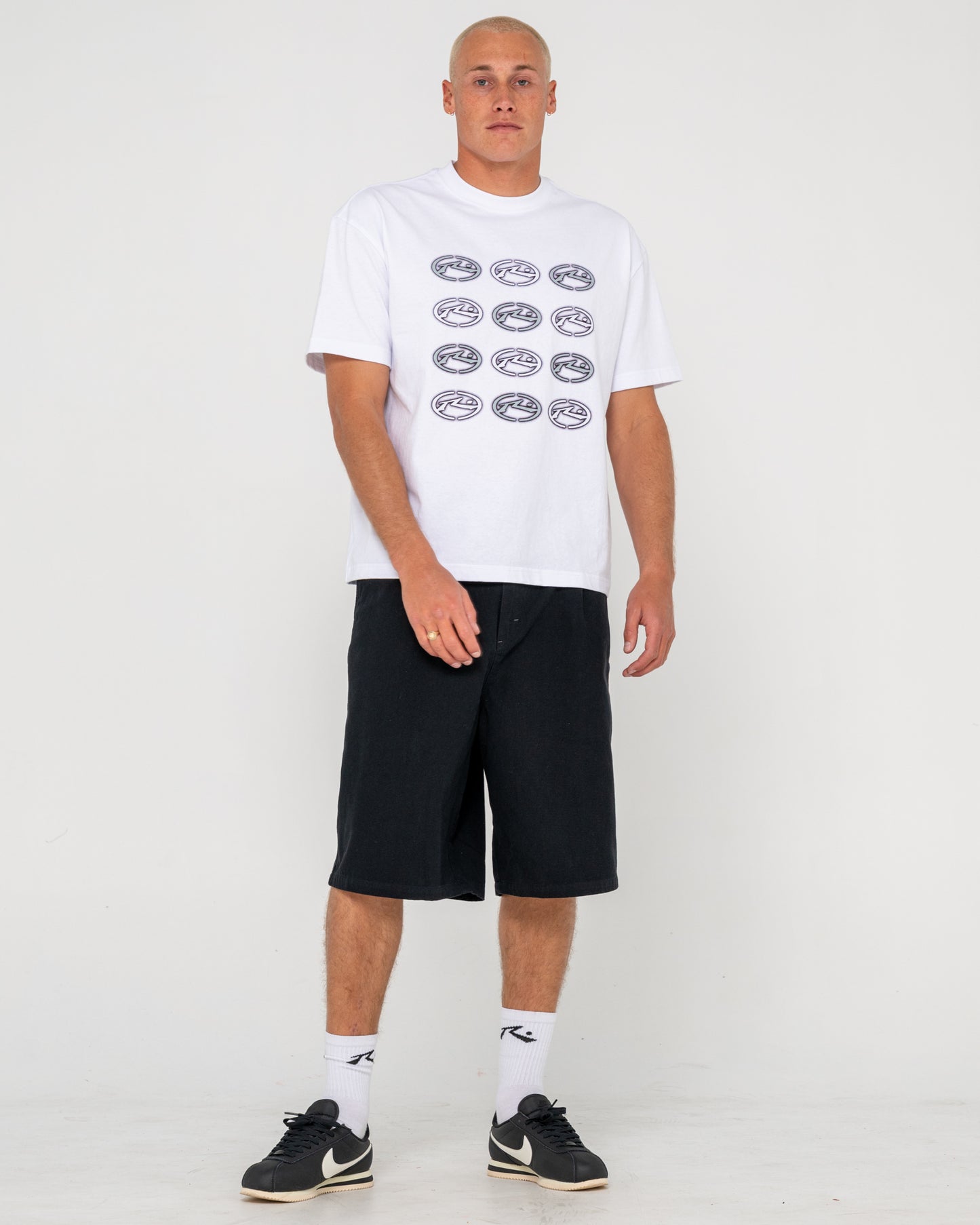 HEAT CHECK SHORT SLEEVE TEE