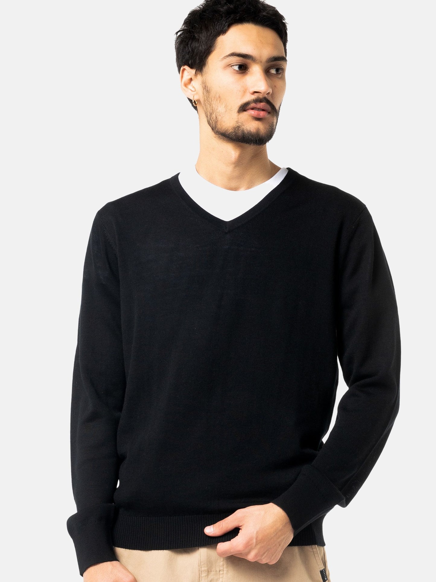 DRAPE V-NECK LAYERING KNIT