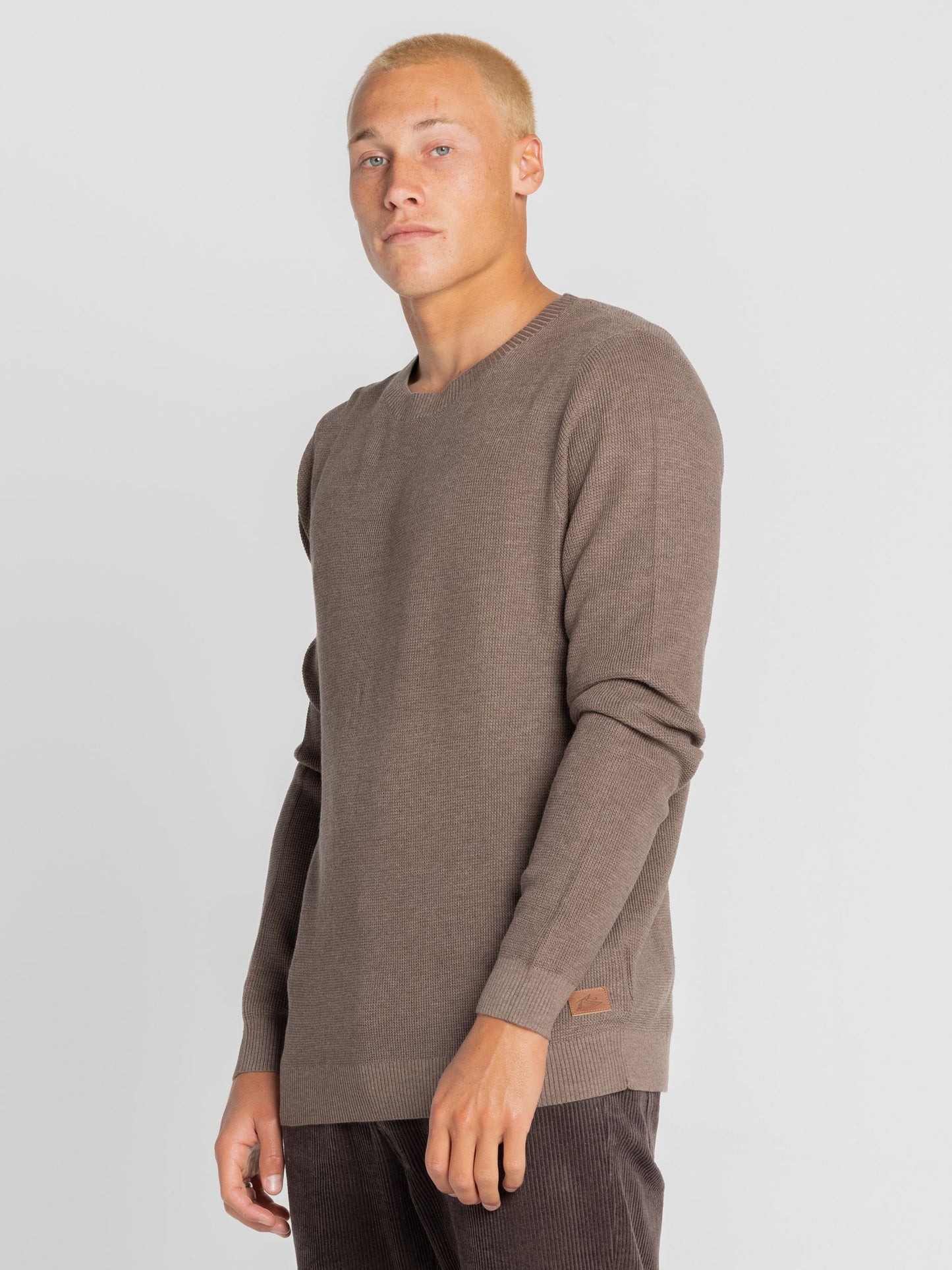 CRADLE LIGHTWEIGHT CREW KNIT