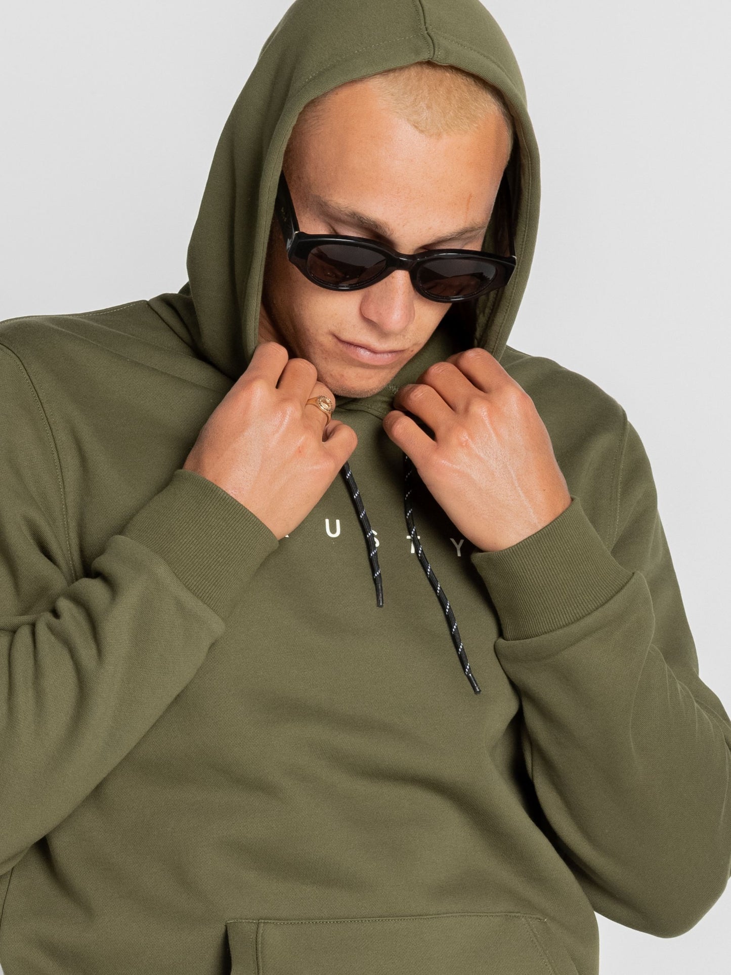 SHORT CUT HOODED FLEECE