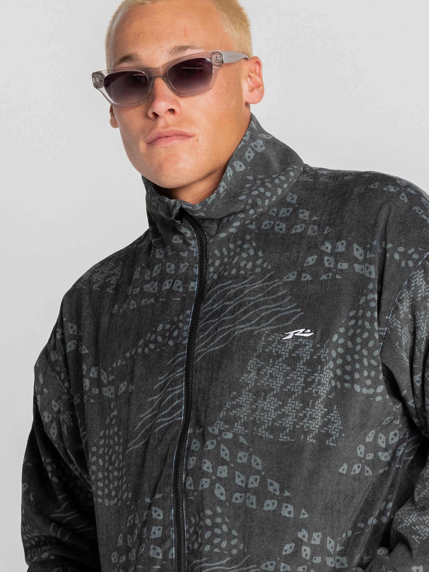 BLACK ICE ZIP THRU JACKET