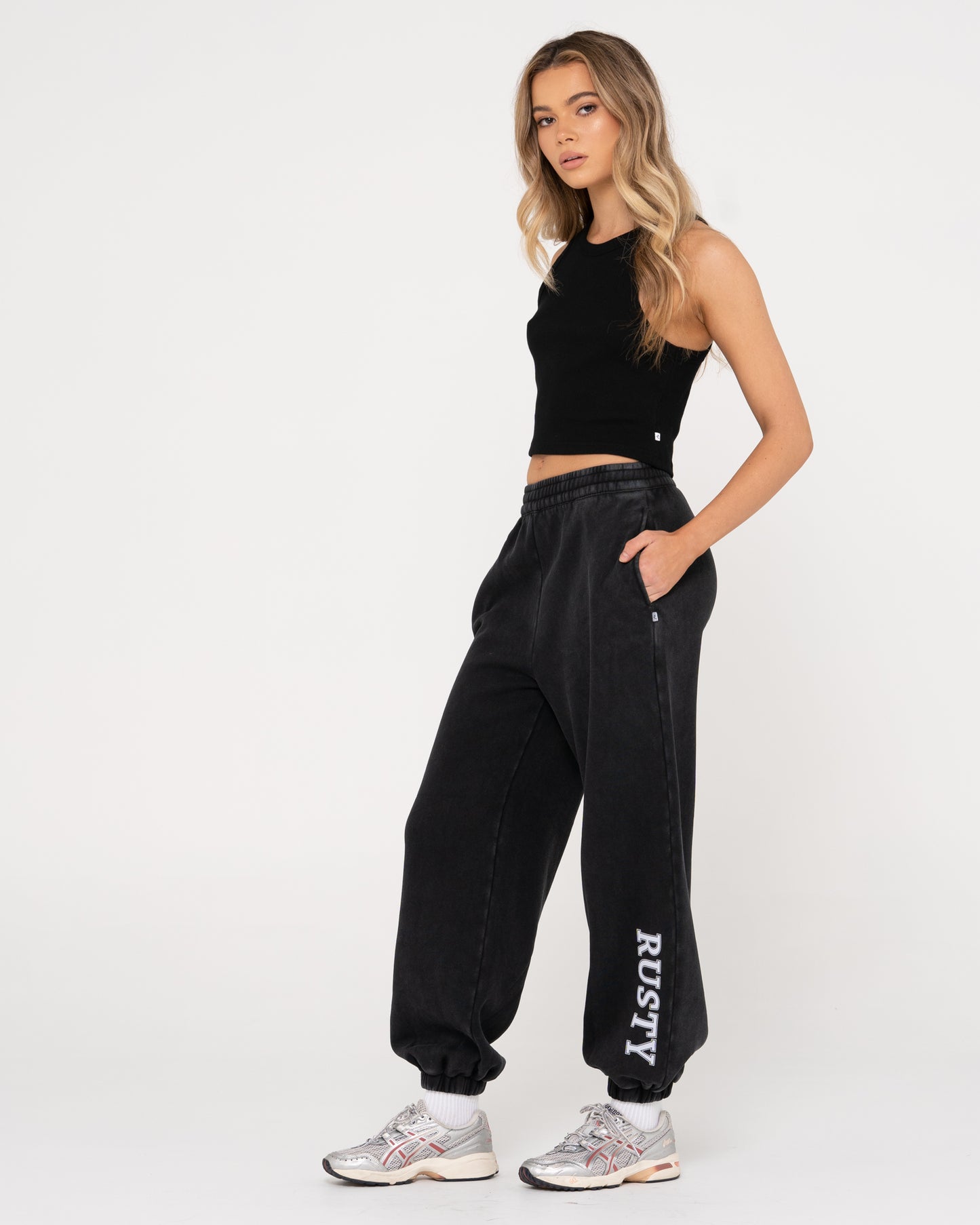 RUSTY OVERSIZE TRACKPANT