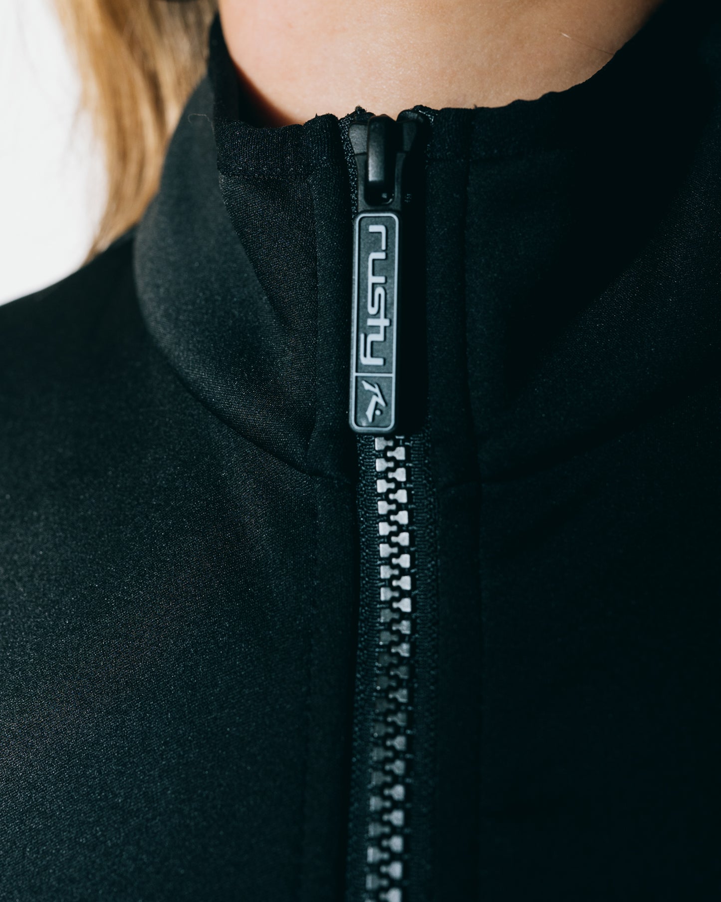LE SKIMMER FLEECE VEST