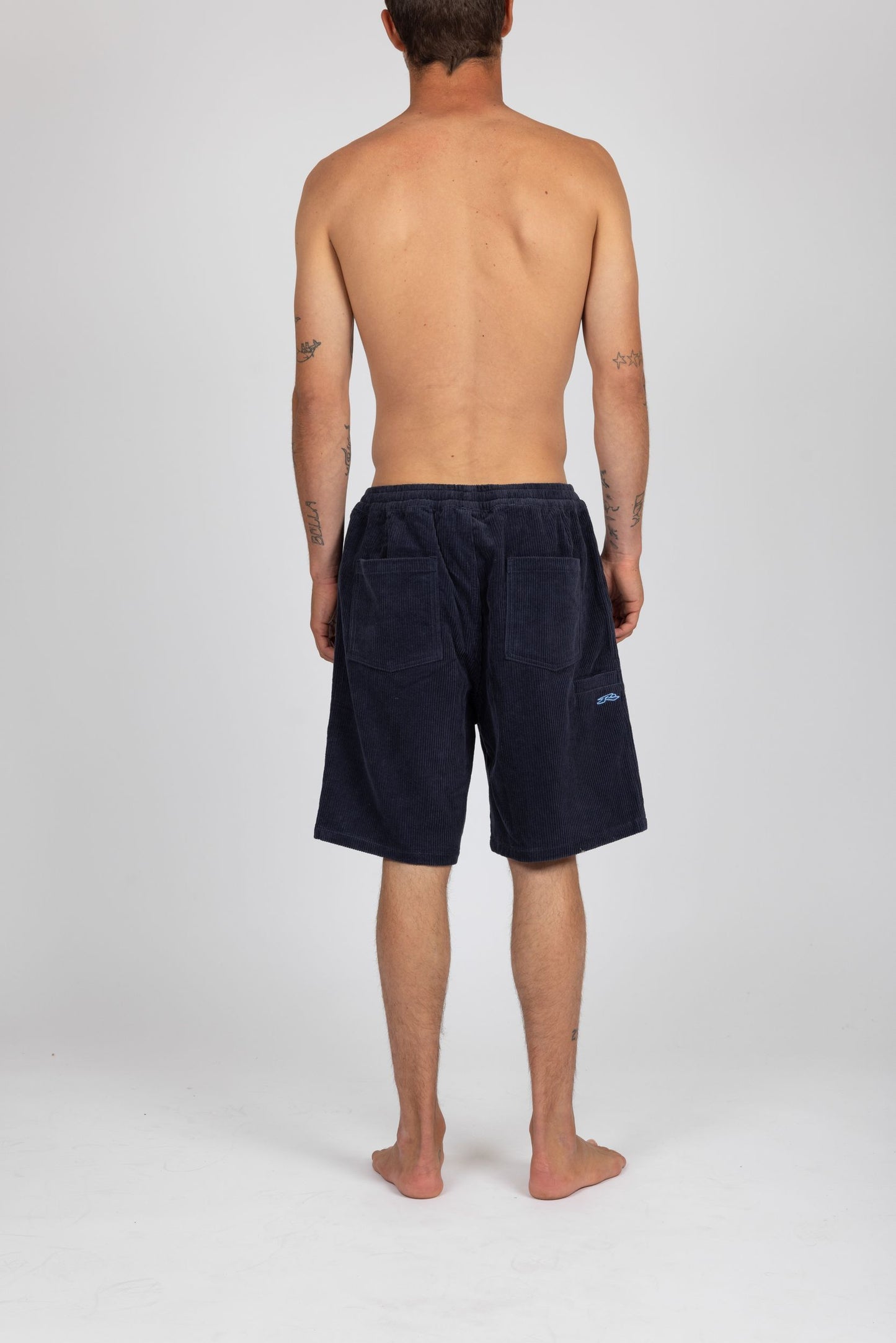 TRIPPED WALKSHORT