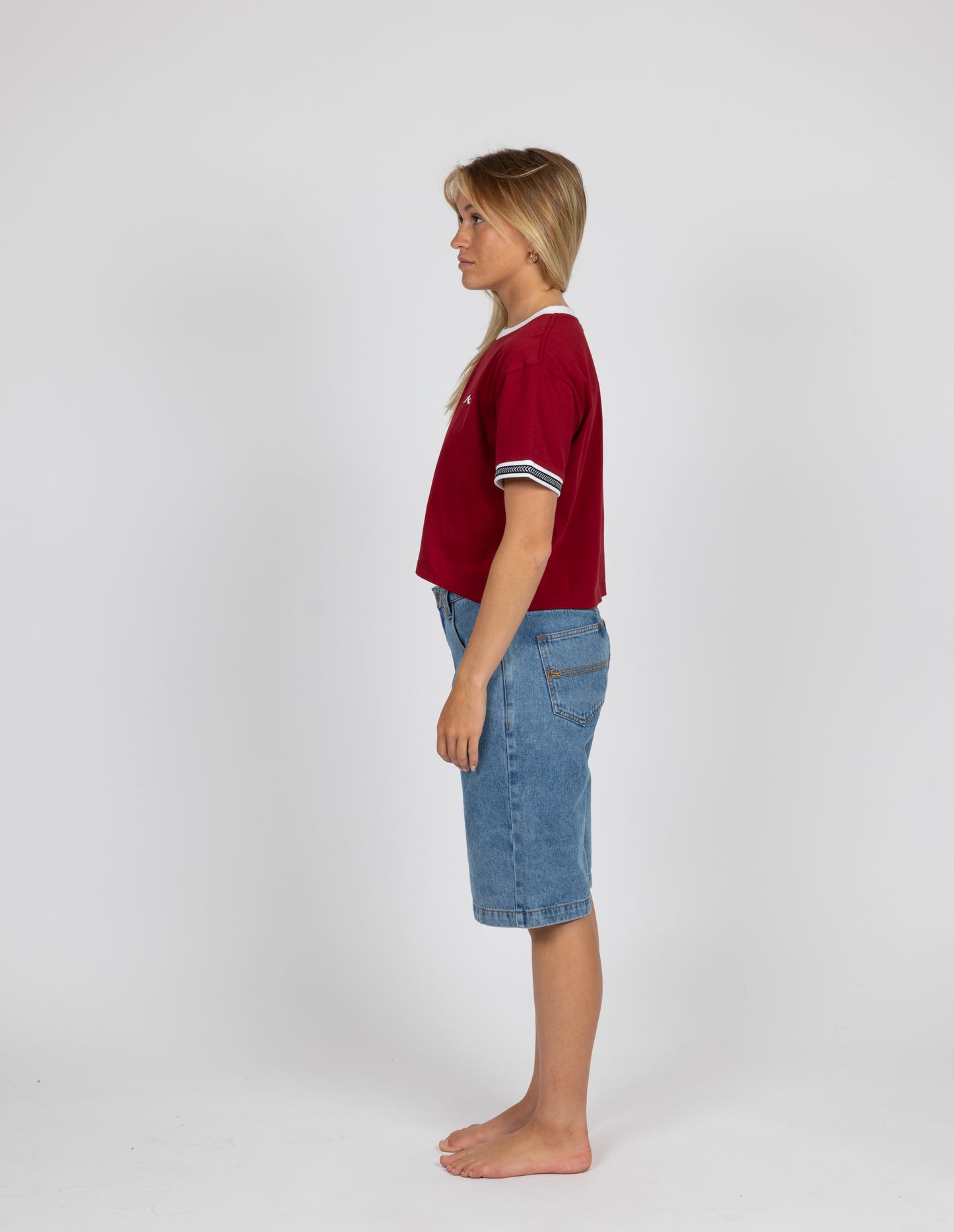 TAIL SLIDE CROP TEE