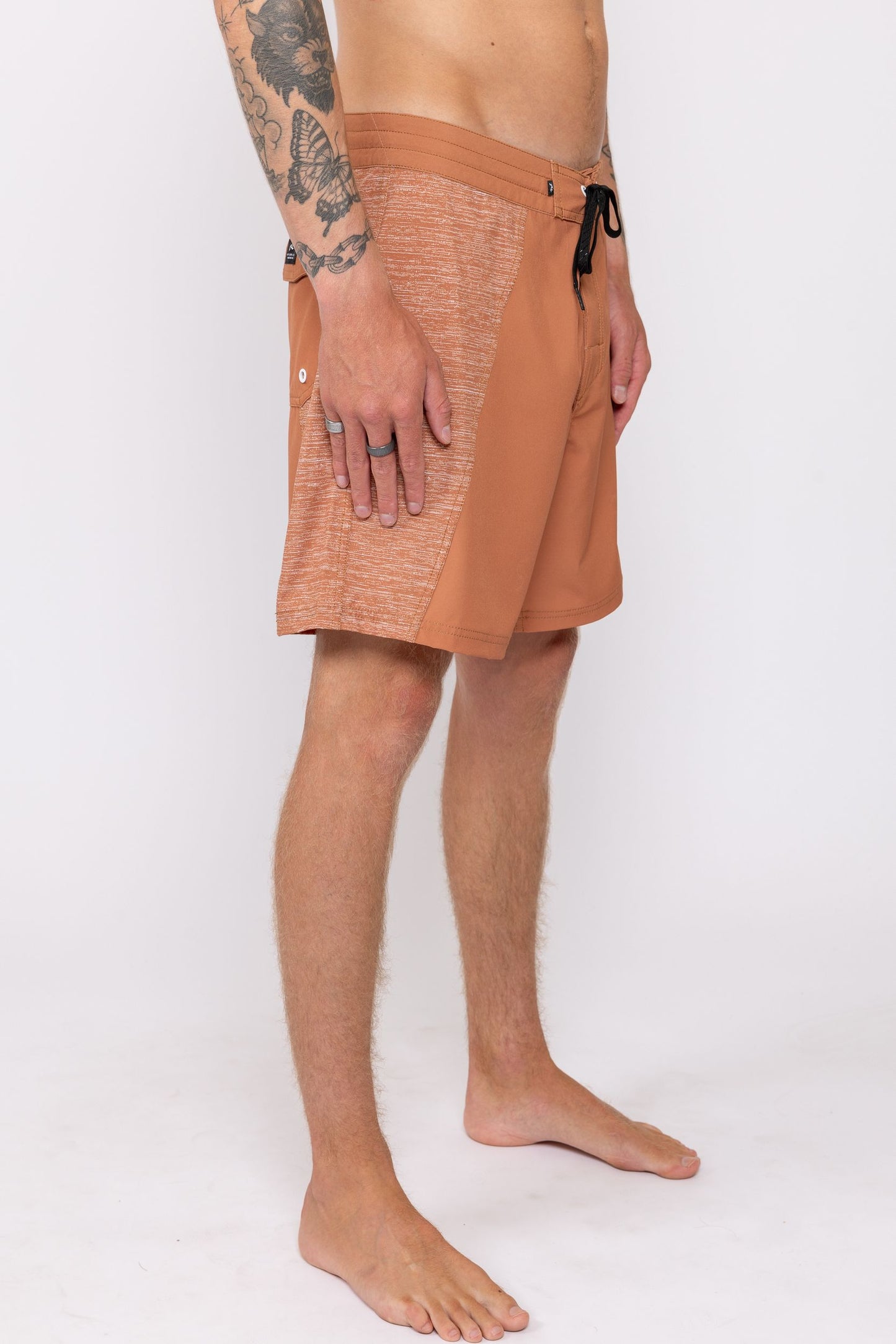 GROUNDED FIXED BOARDSHORT
