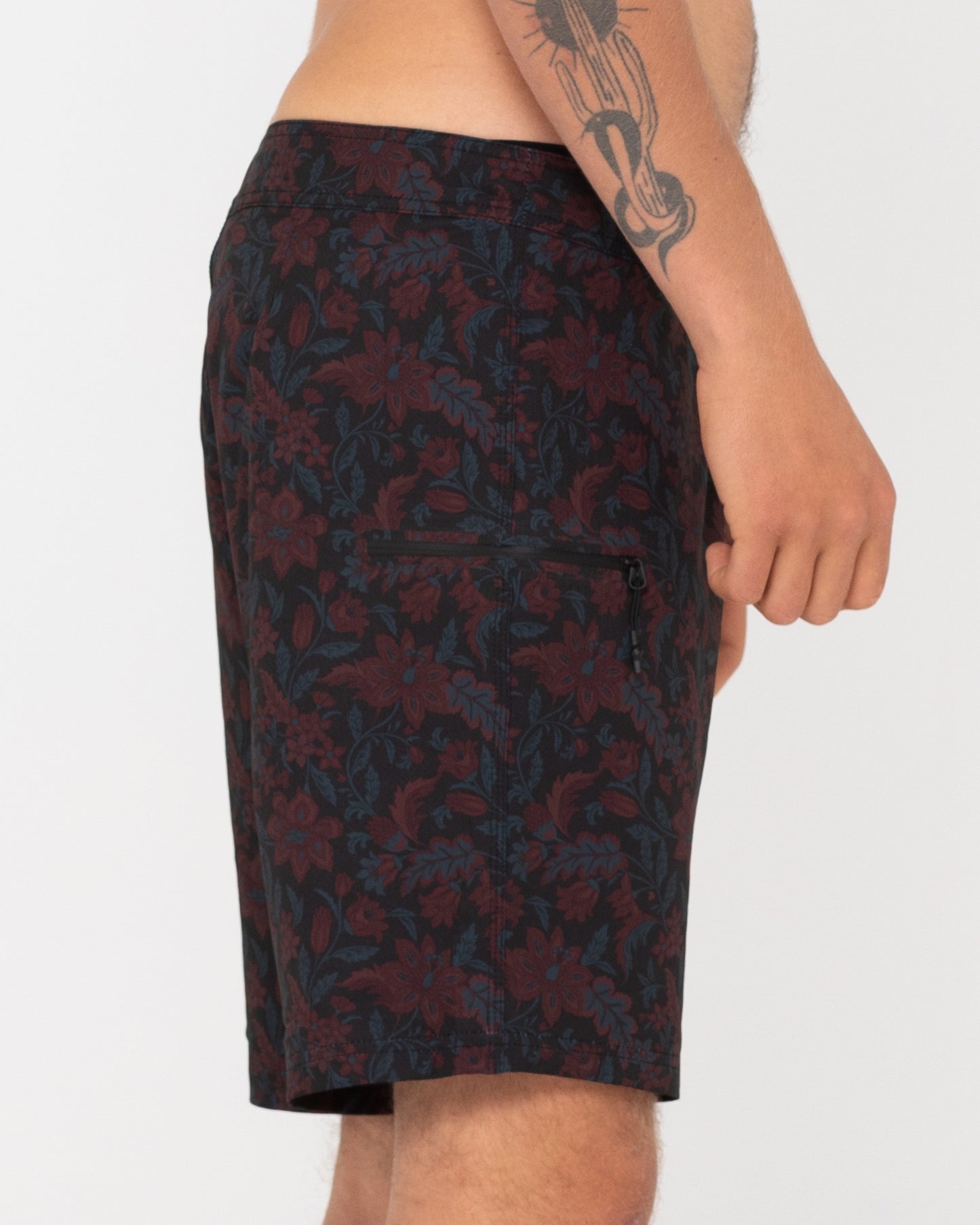 DARK BATIK TAPED BOARDSHORT