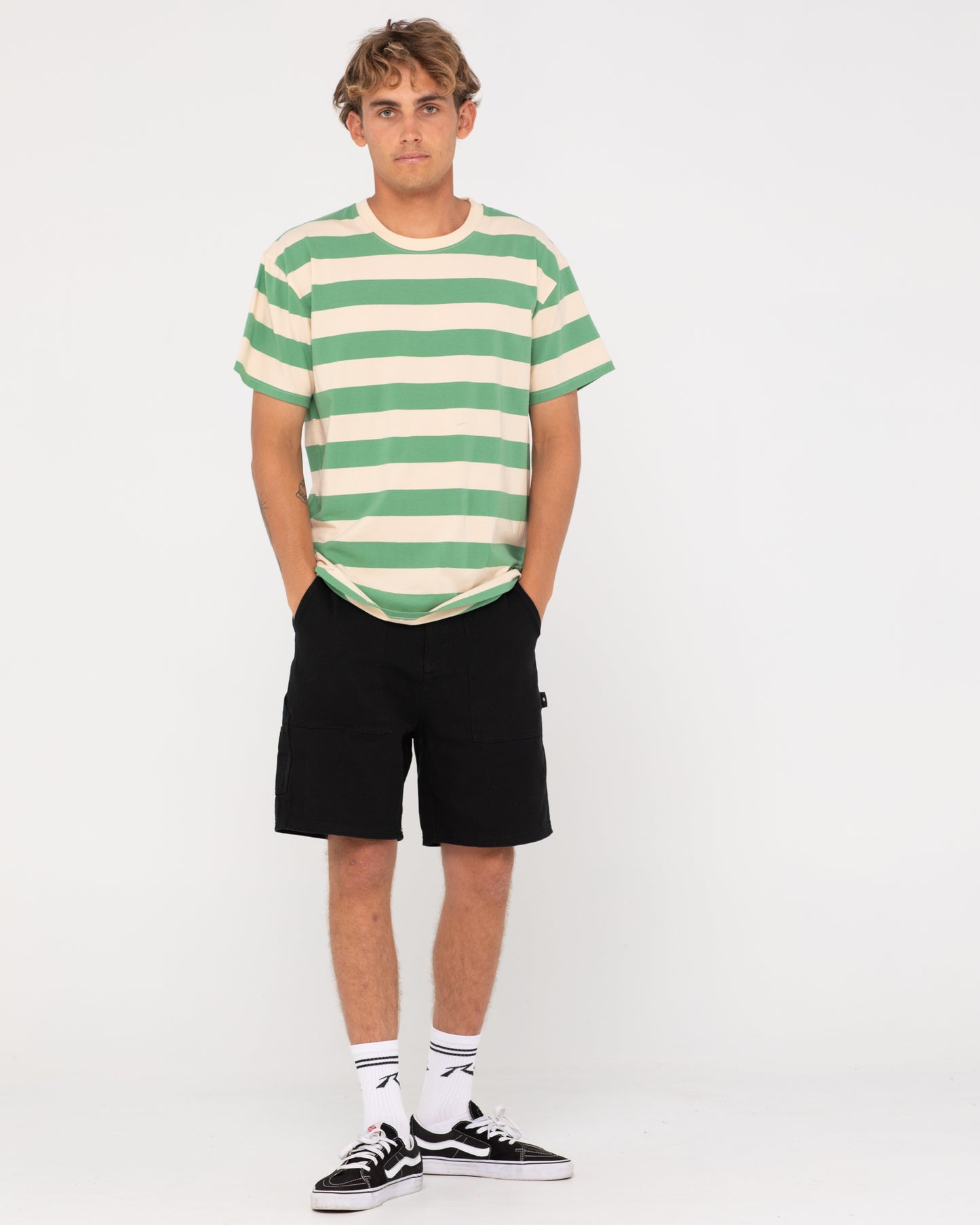 BUSTED CUSTARD SHORT SLEEVE TEE