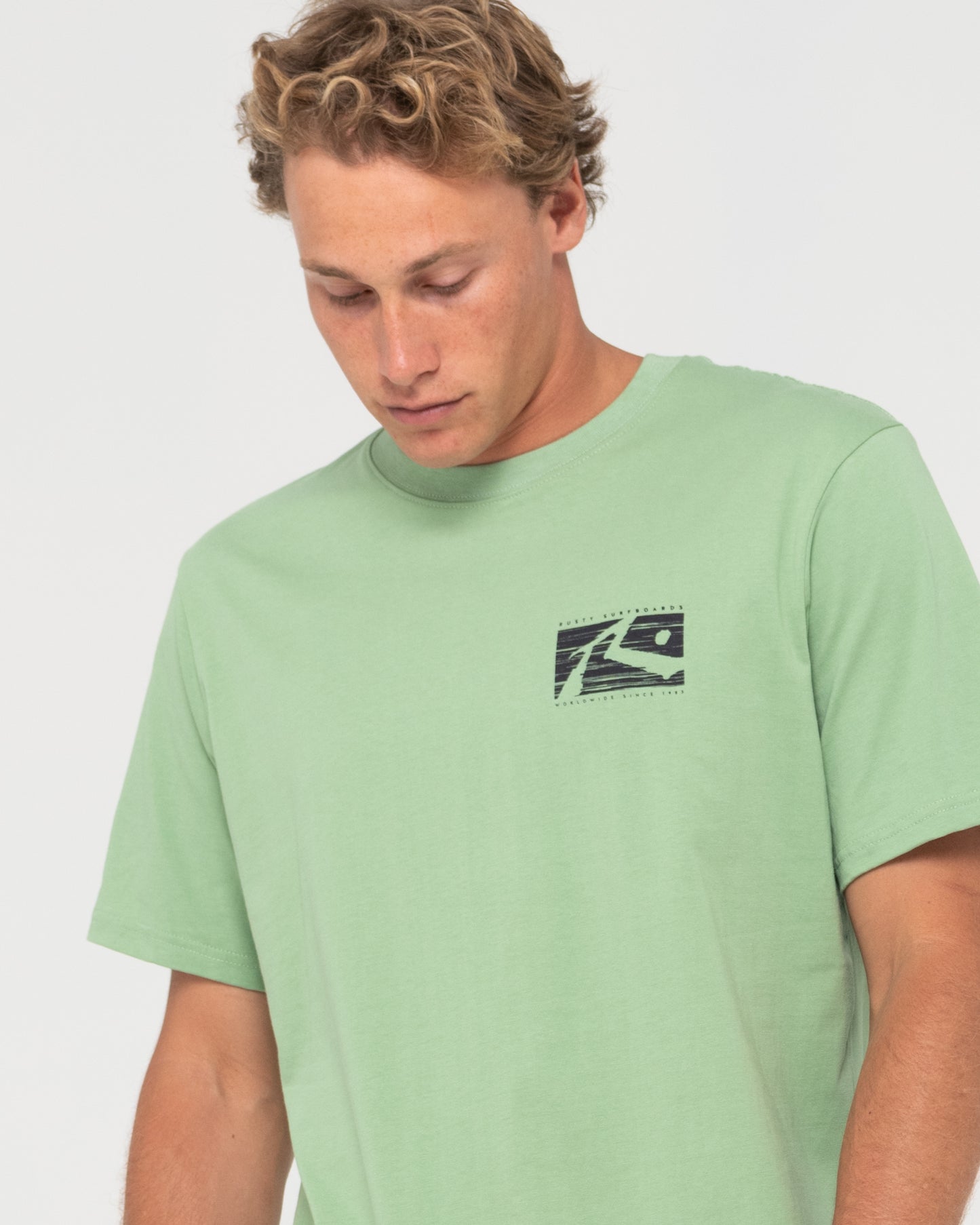 R DOT SHORT SLEEVE TEE