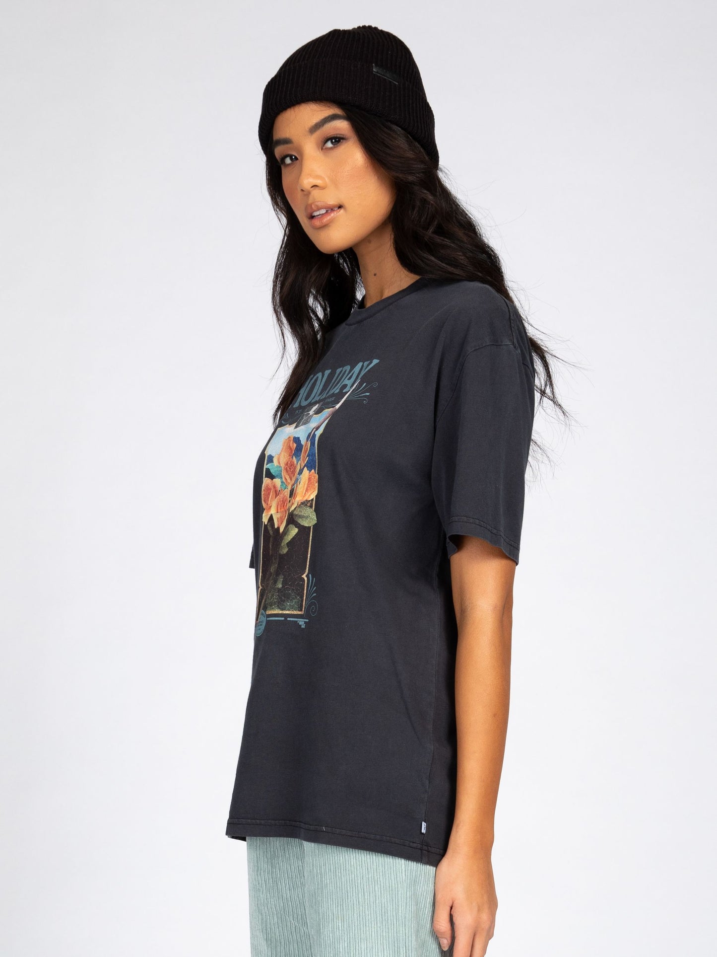 DREAM HOLIDAY BOYFRIEND FIT TEE
