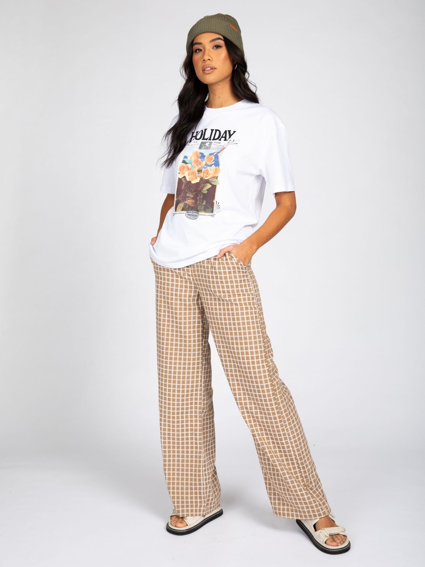DREAM HOLIDAY BOYFRIEND FIT TEE