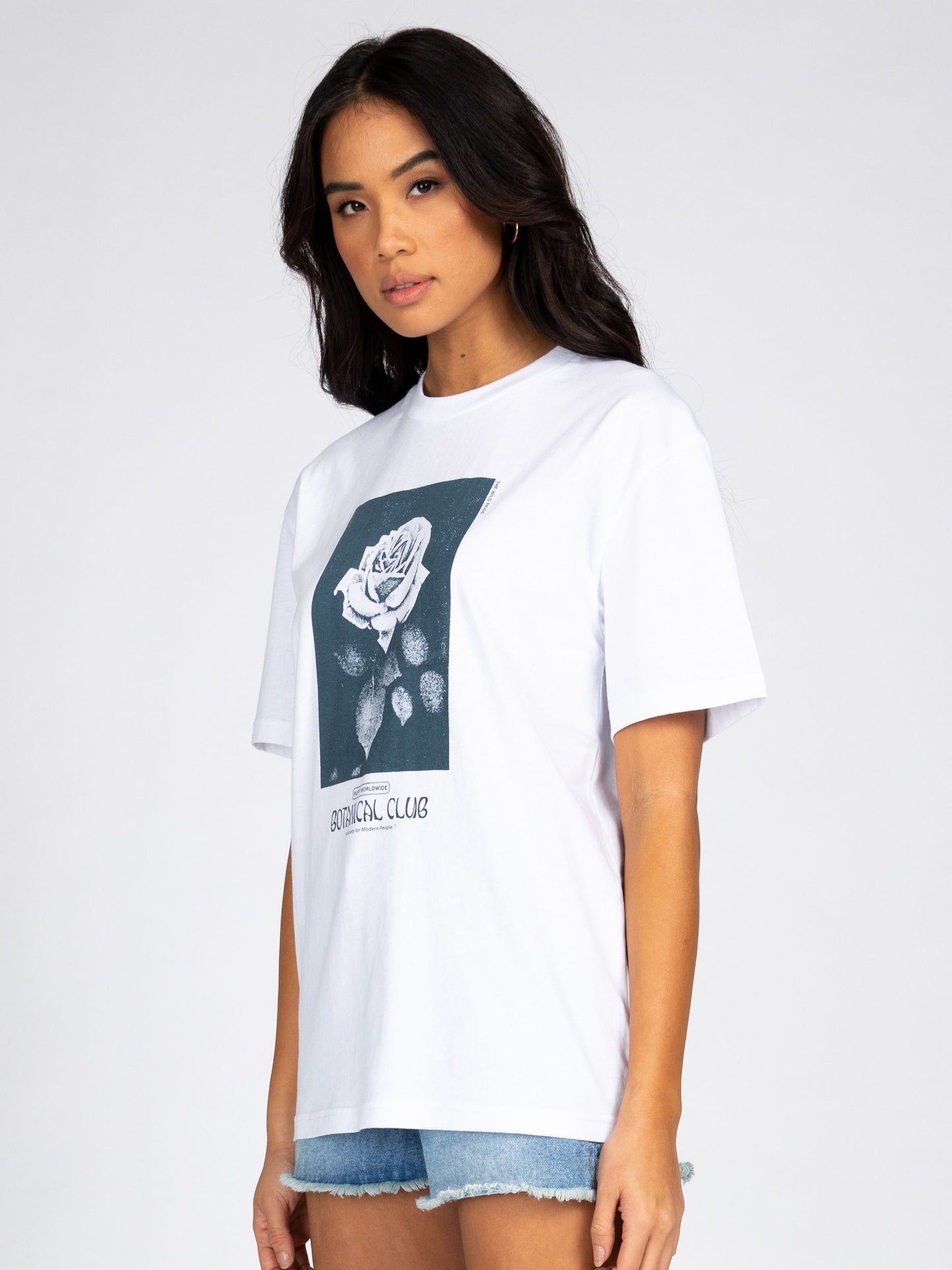 BOTANICAL CLUB BOYFRIEND FIT TEE
