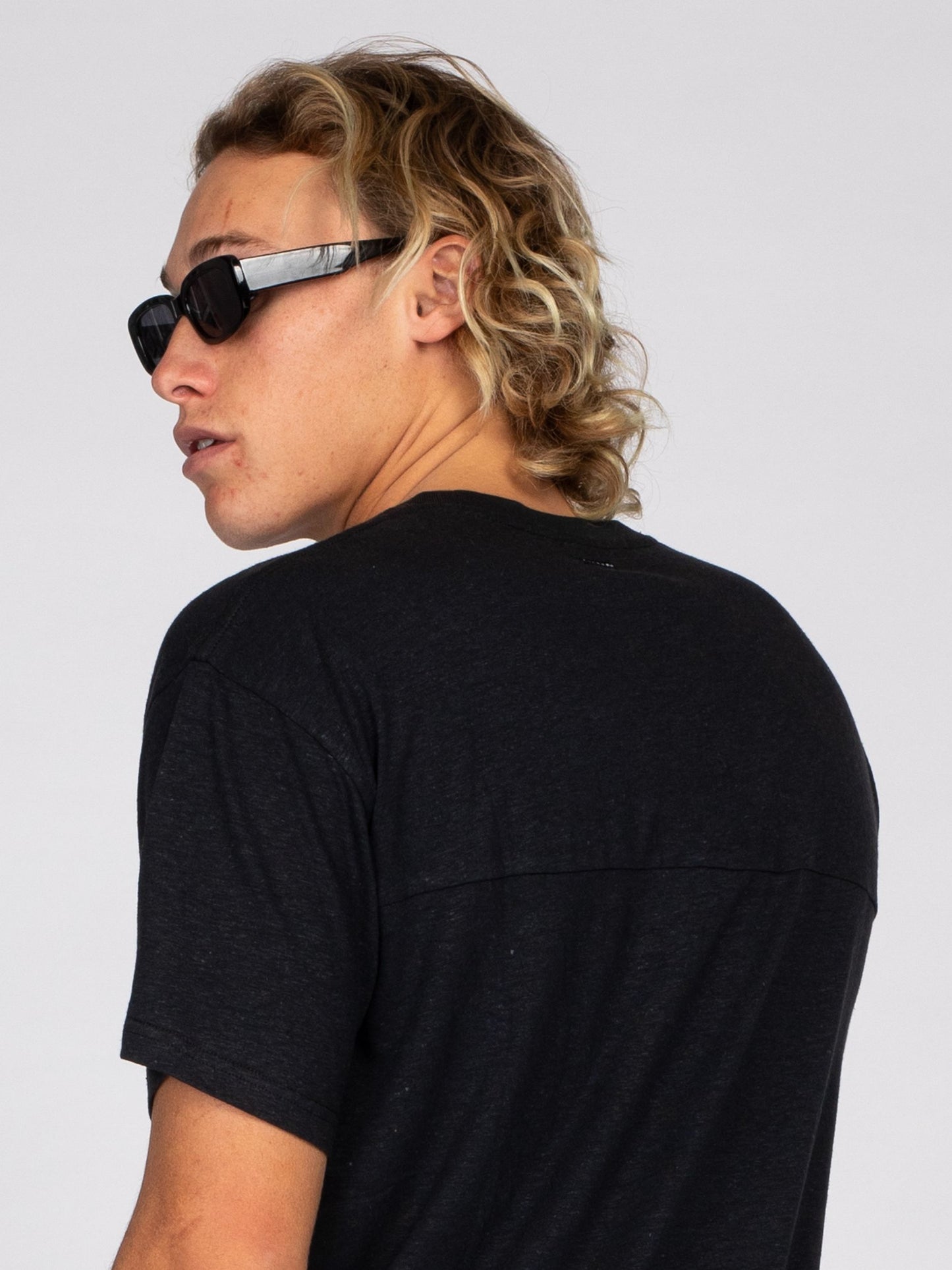 ONE HIT HEMP SHORT SLEEVE TEE