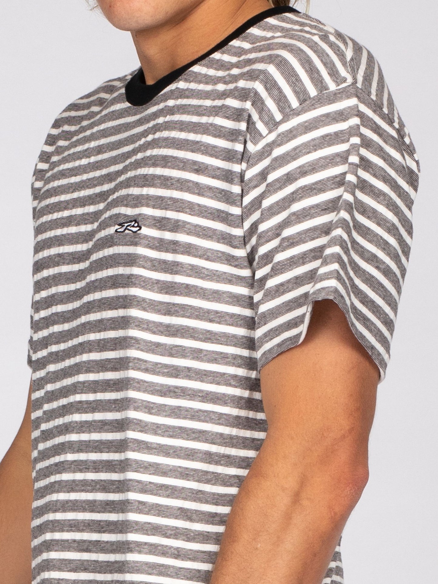 NOTEPAD FASHION SHORT SLEEVE TEE