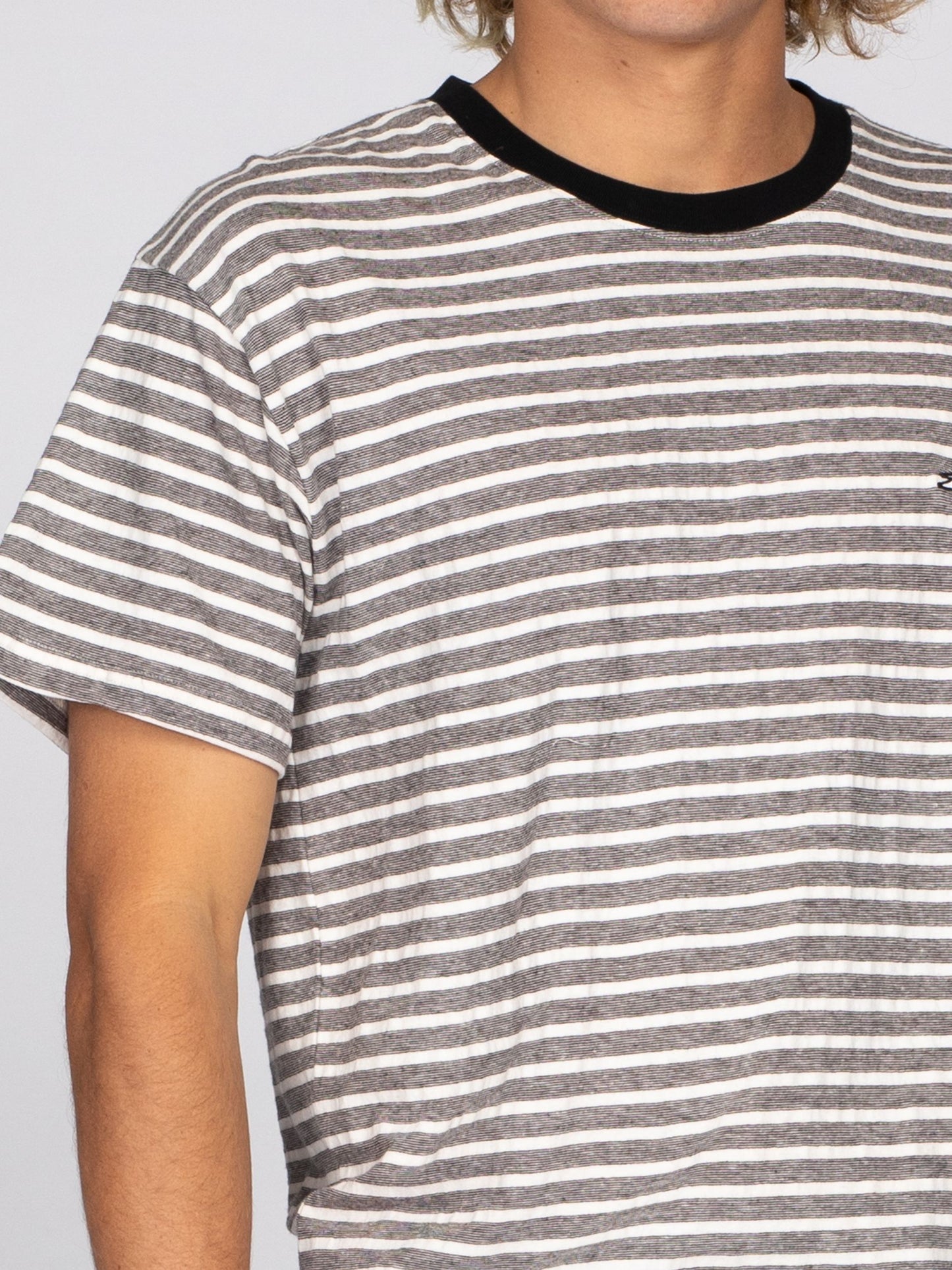 NOTEPAD FASHION SHORT SLEEVE TEE
