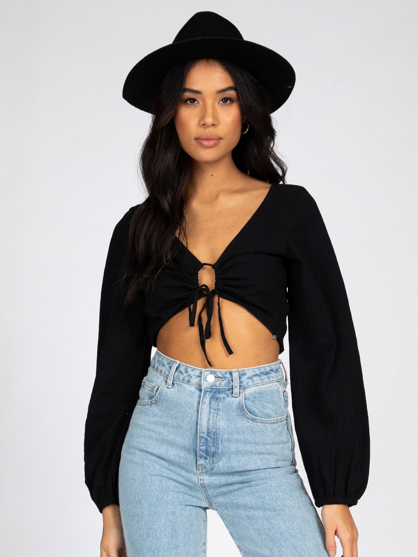 FREESIA REVERSIBLE LONG SLEEVE TOP