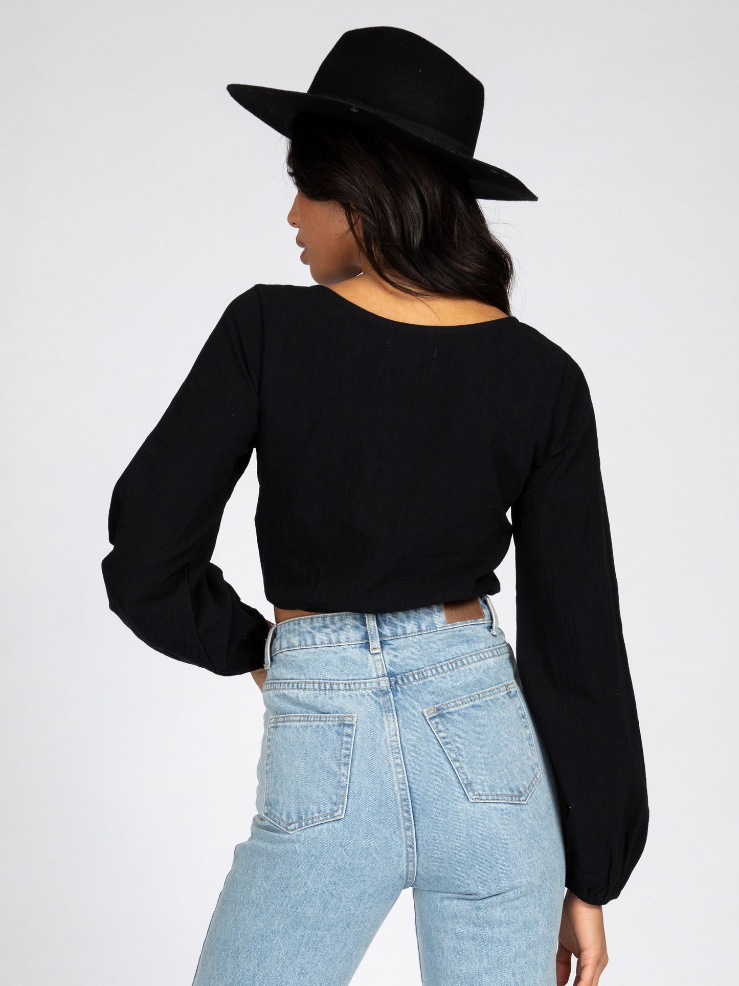 FREESIA REVERSIBLE LONG SLEEVE TOP