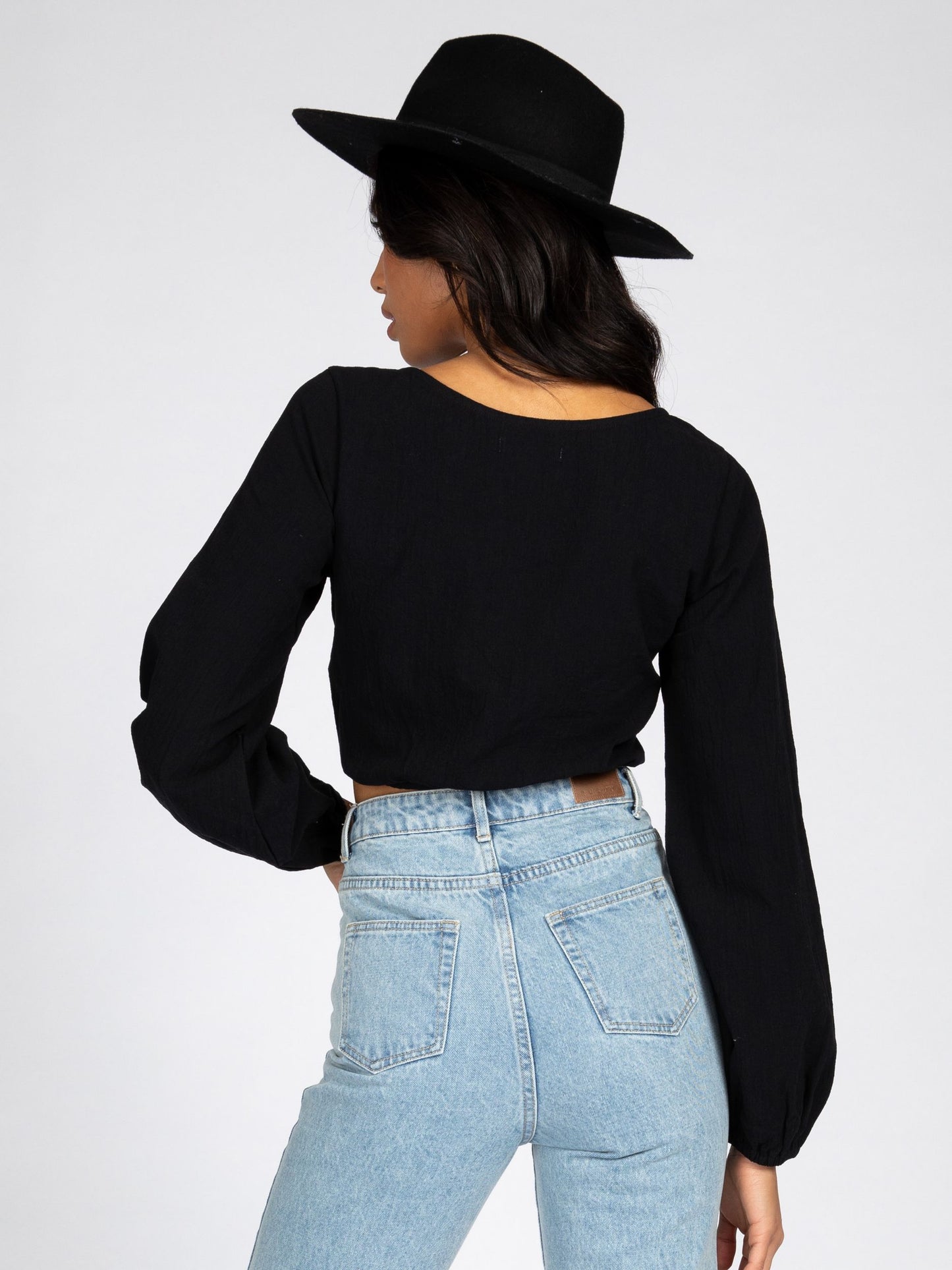 FREESIA REVERSIBLE LONG SLEEVE TOP