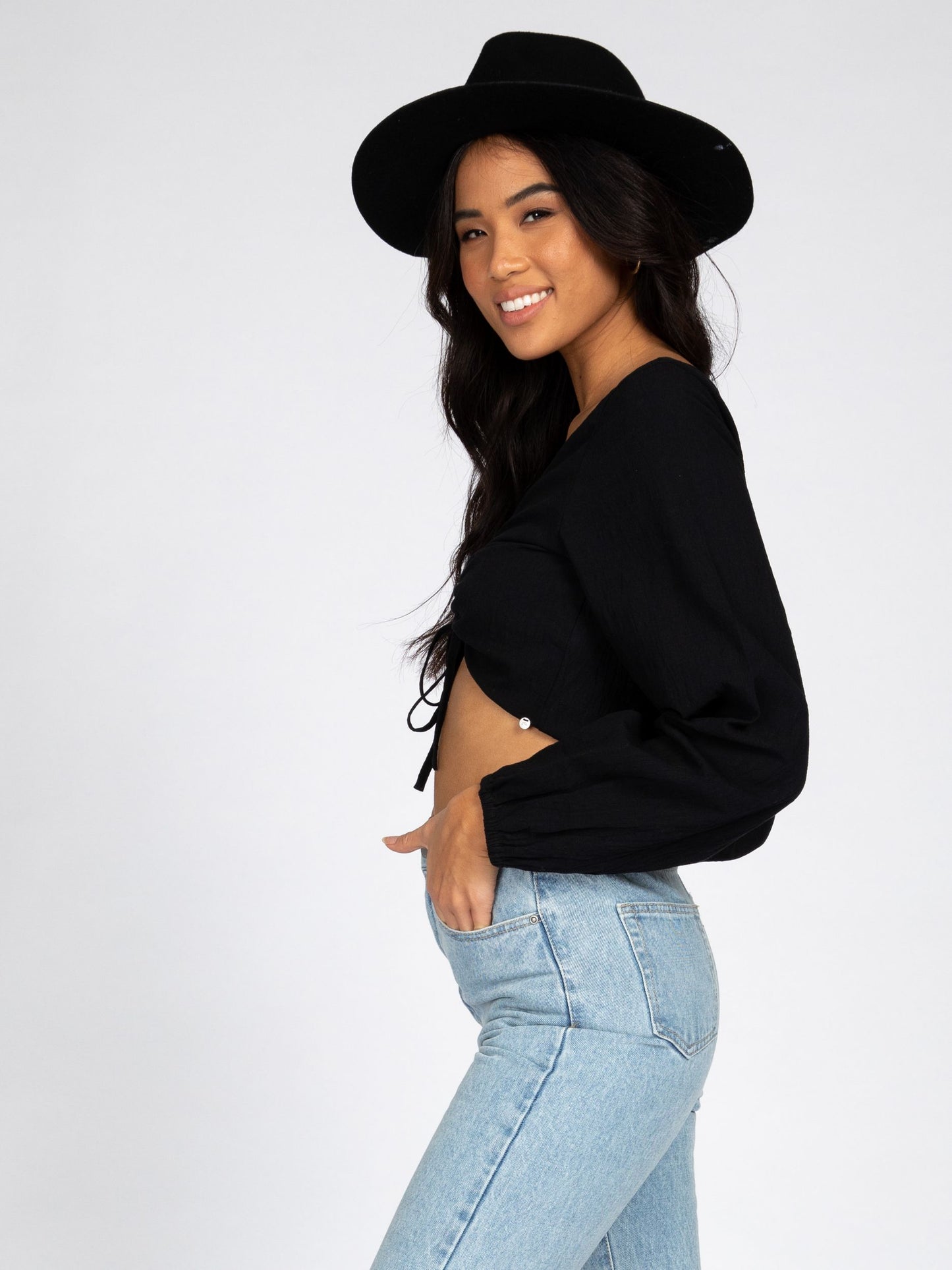 FREESIA REVERSIBLE LONG SLEEVE TOP