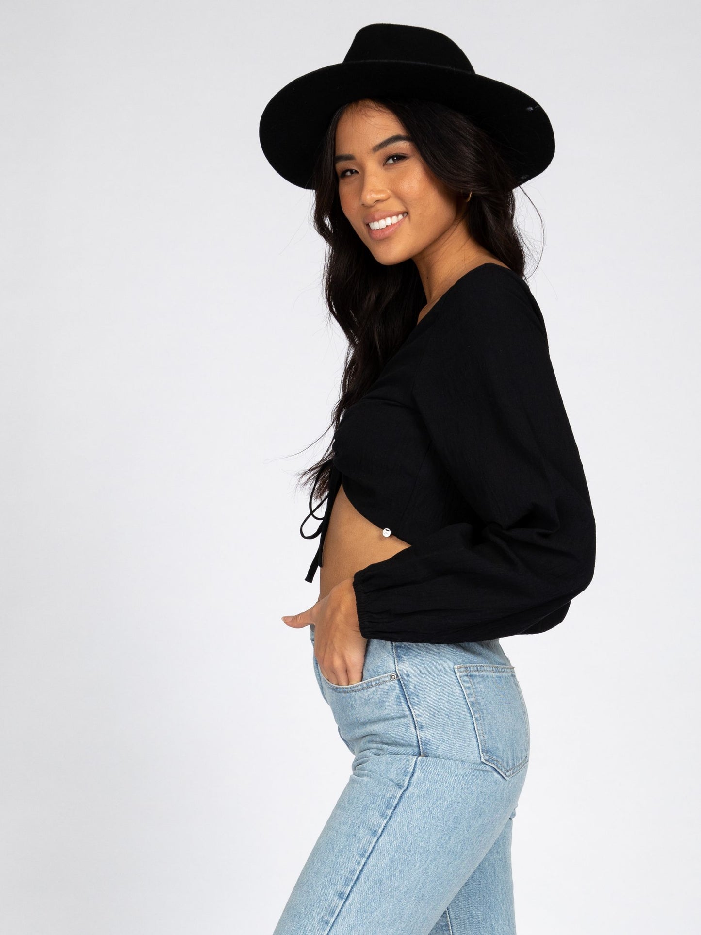 FREESIA REVERSIBLE LONG SLEEVE TOP