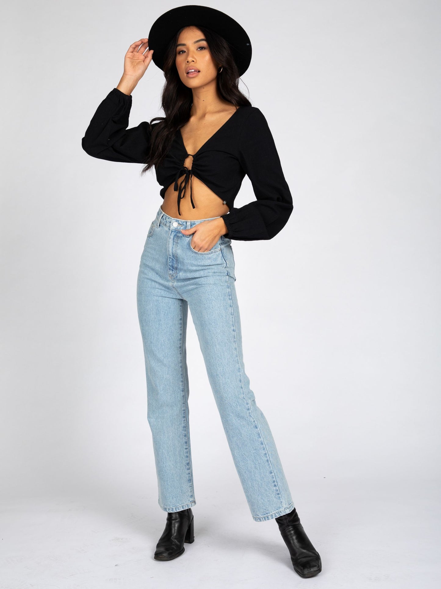 FREESIA REVERSIBLE LONG SLEEVE TOP