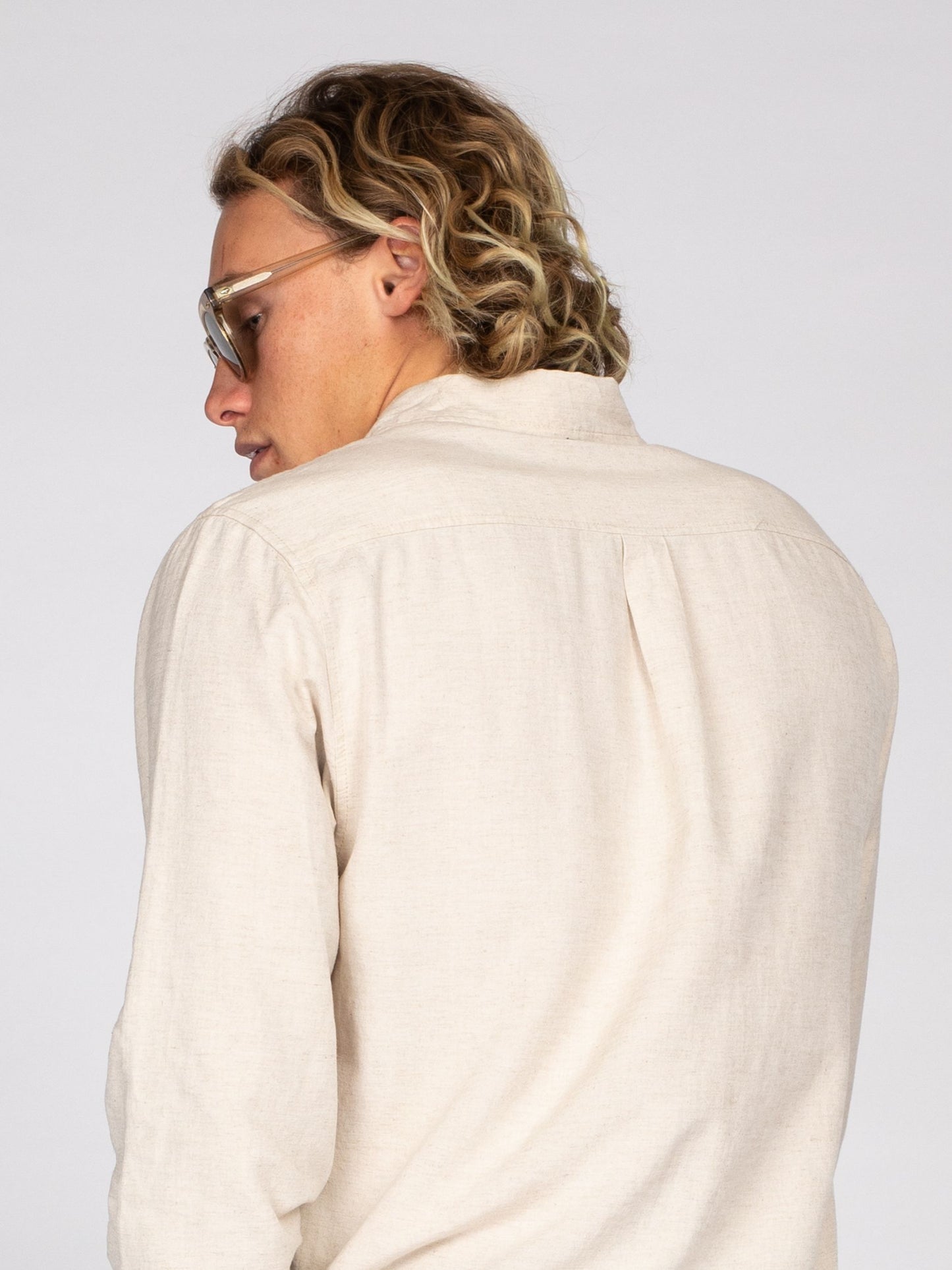 OVERTONE LONG SLEEVE LINEN SHIRT