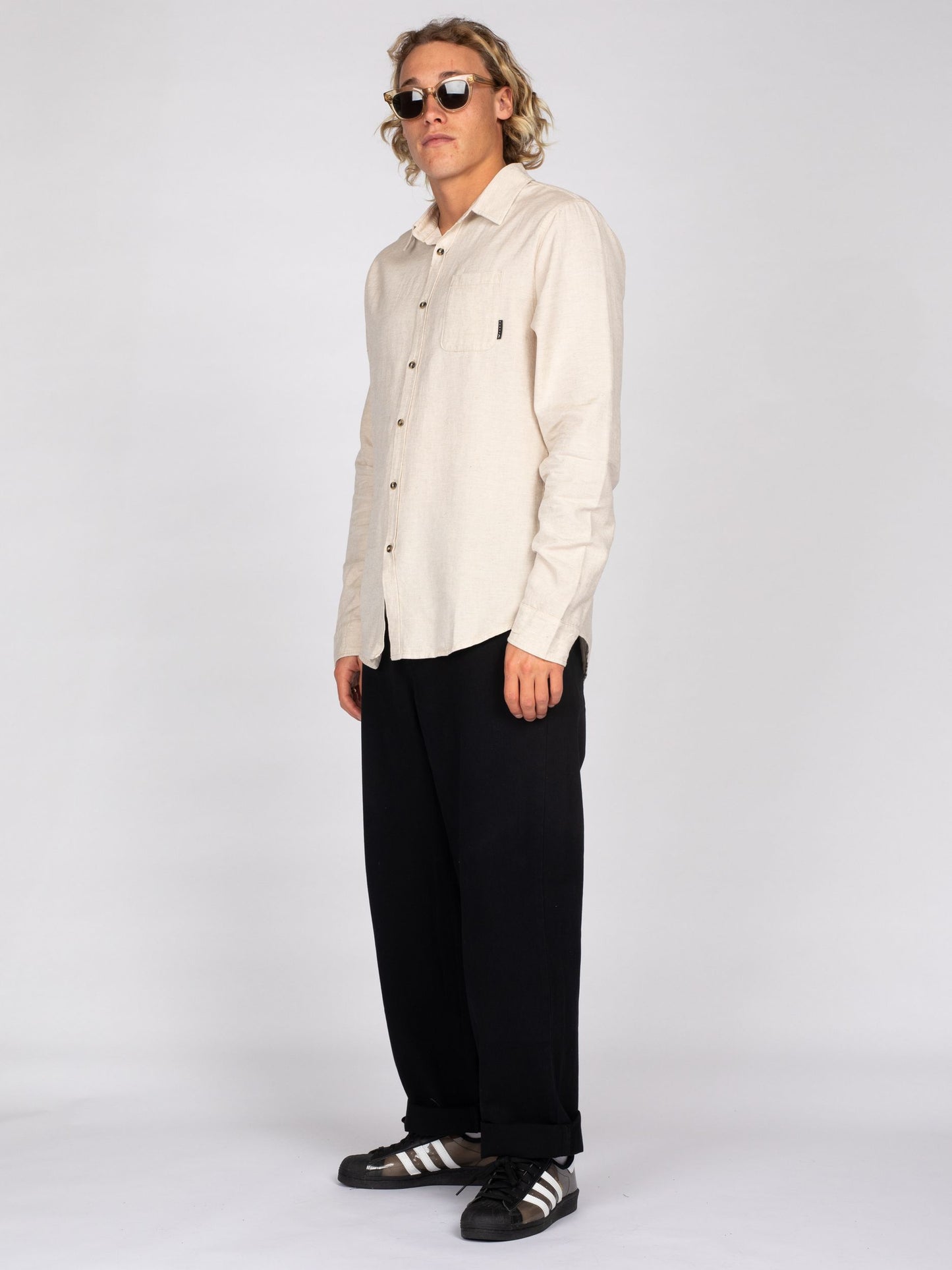 OVERTONE LONG SLEEVE LINEN SHIRT