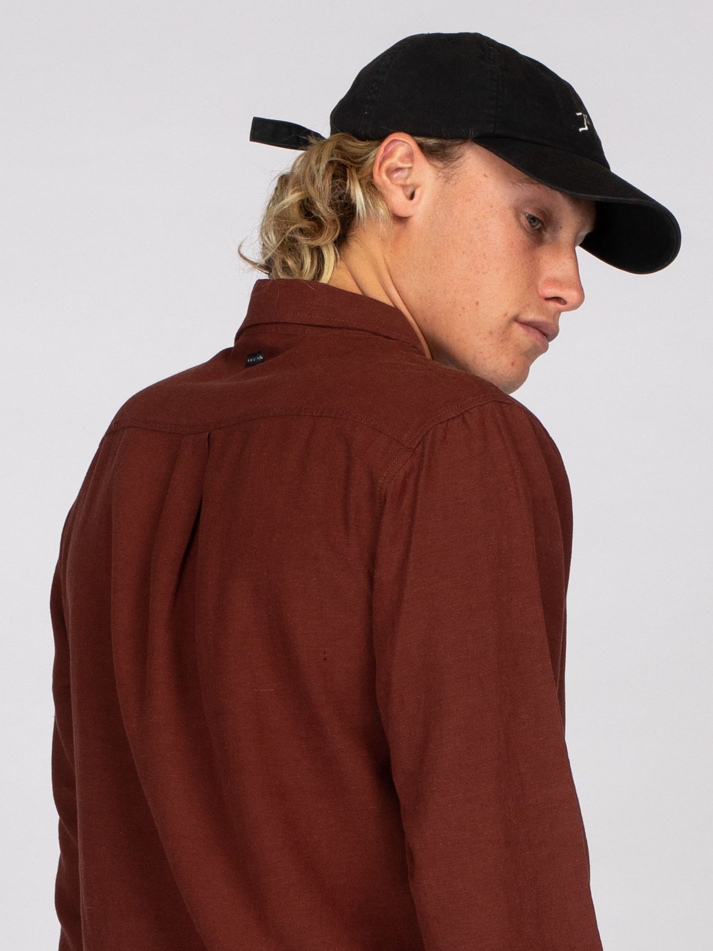 OVERTONE LONG SLEEVE LINEN SHIRT