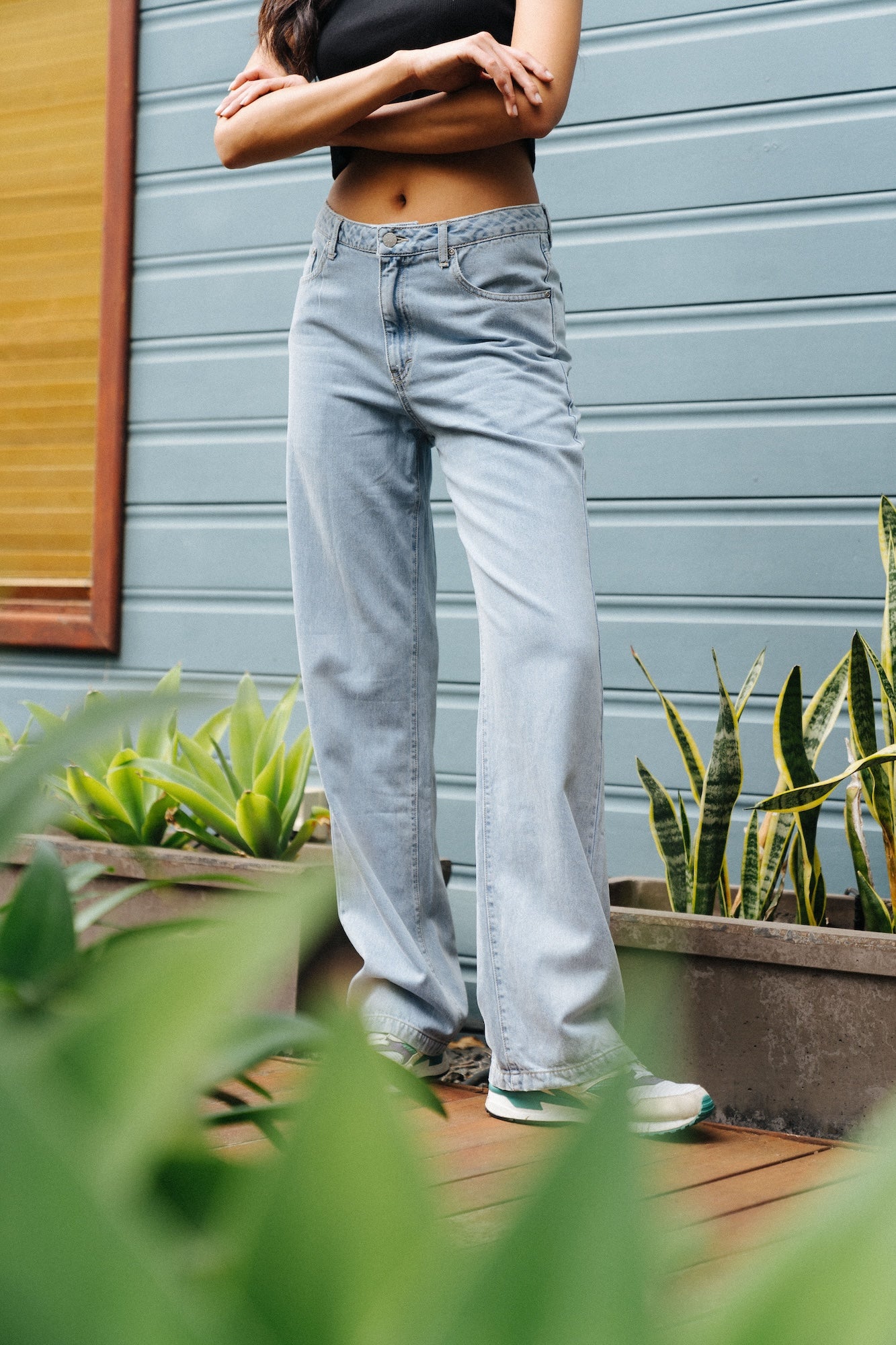 MID RISE STRAIGHT JEAN - SBH