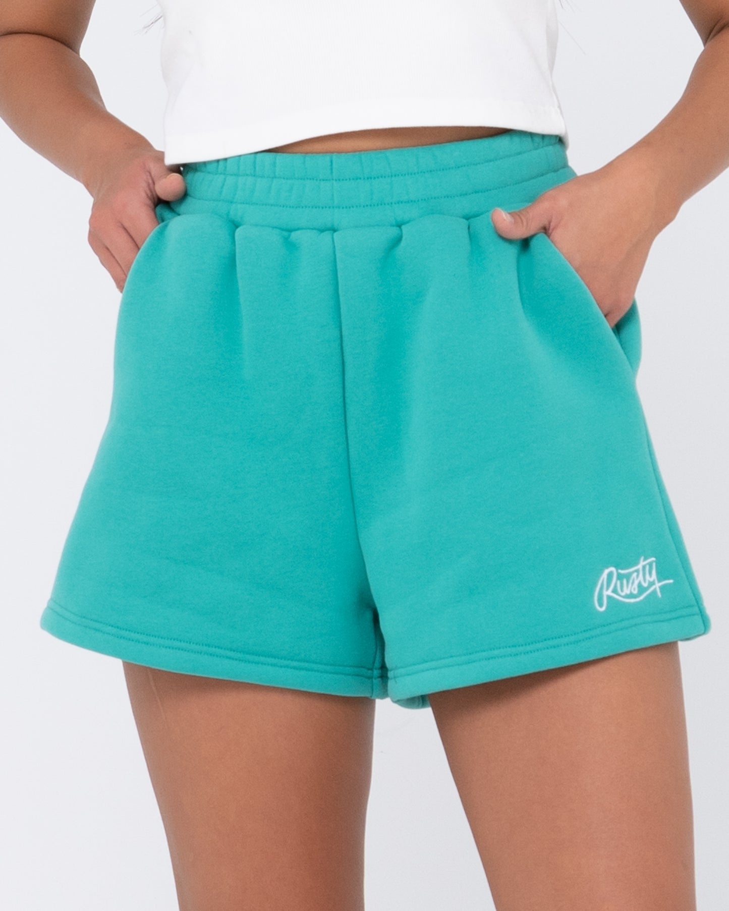 RUSTY SCRIPT FLEECE SHORT