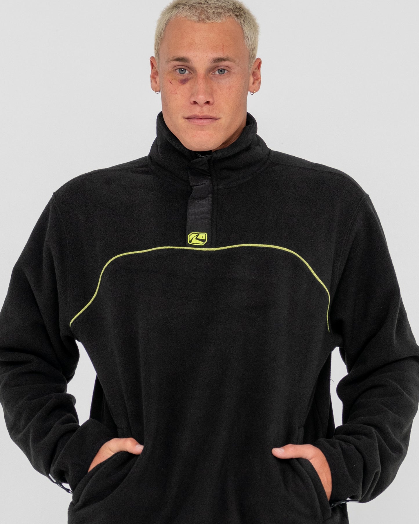 R-TEK QUARTER ZIP TECH FLEECE