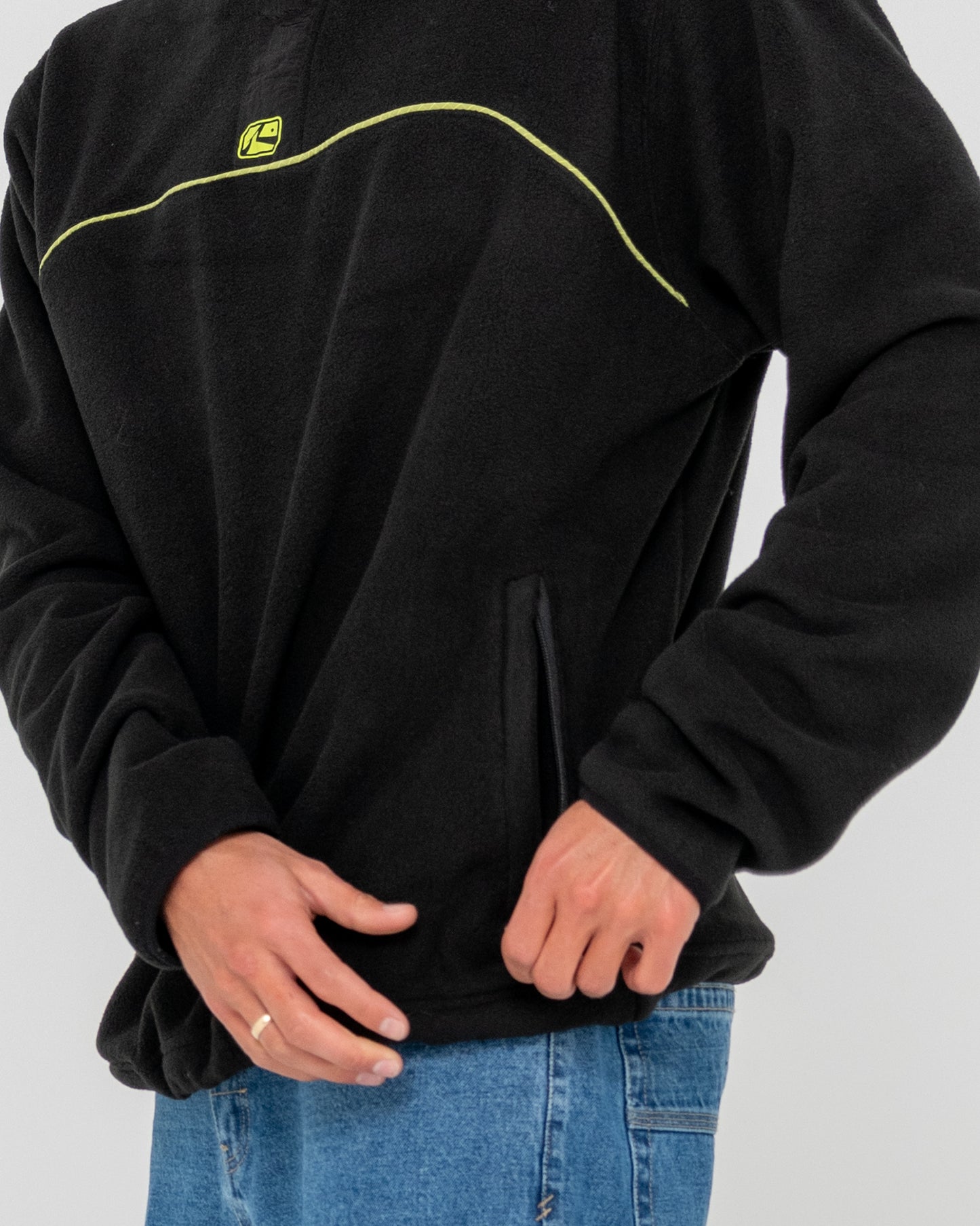 R-TEK QUARTER ZIP TECH FLEECE