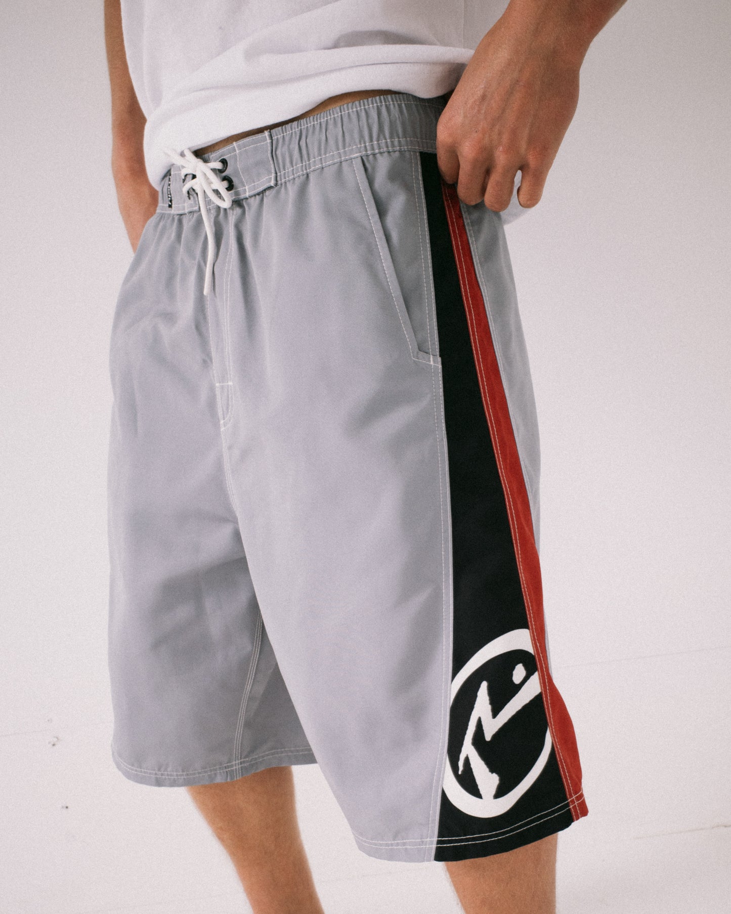 CARNAGE HYBRID WAIST BOARDSHORT