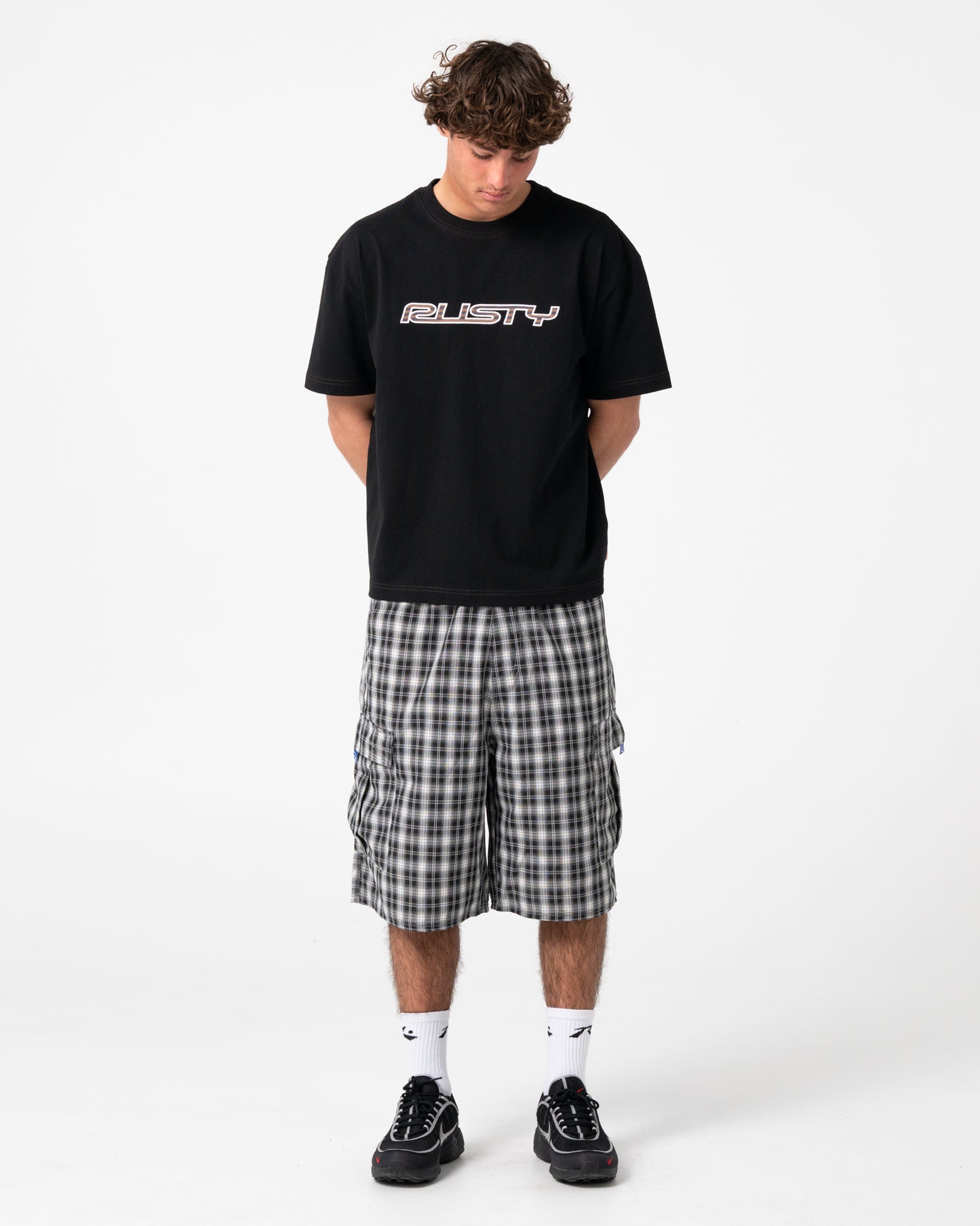 LAY LOW SHORT SLEEVE TEE