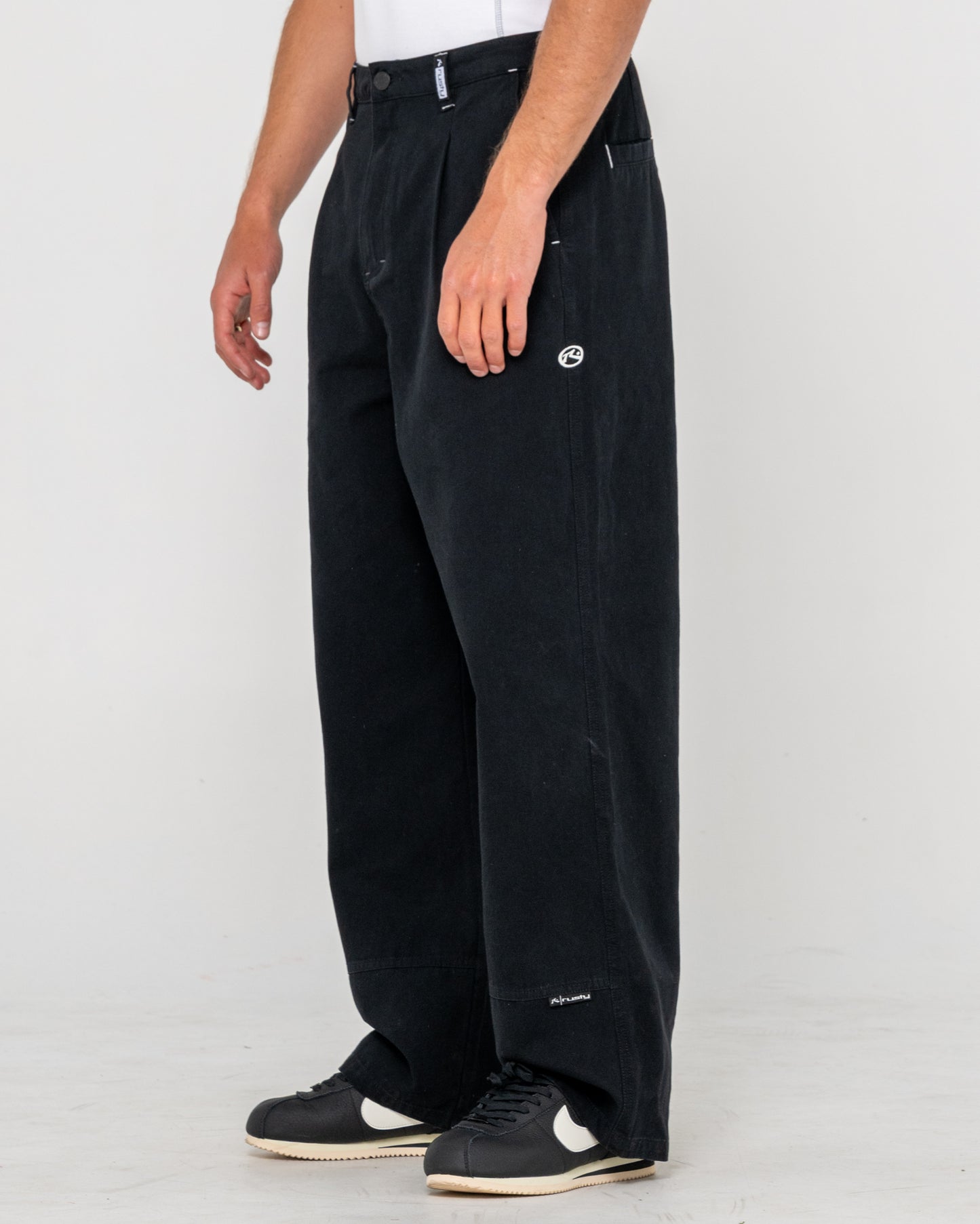 SHINDAWG PLEATED BAGGY PANT