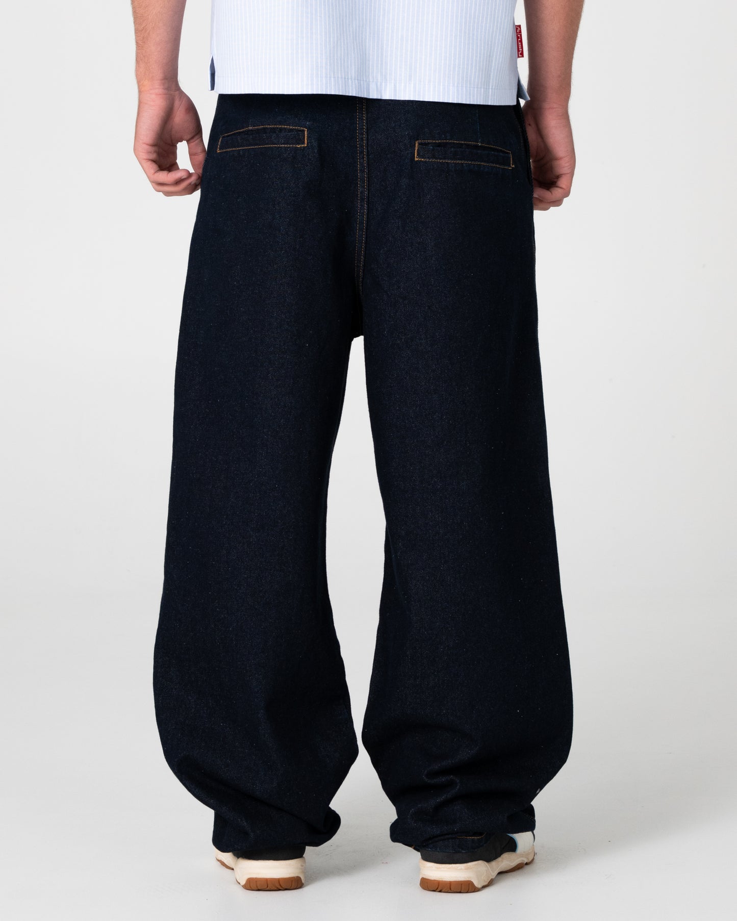 CASHFLOW PLEATED BAGGY JEAN