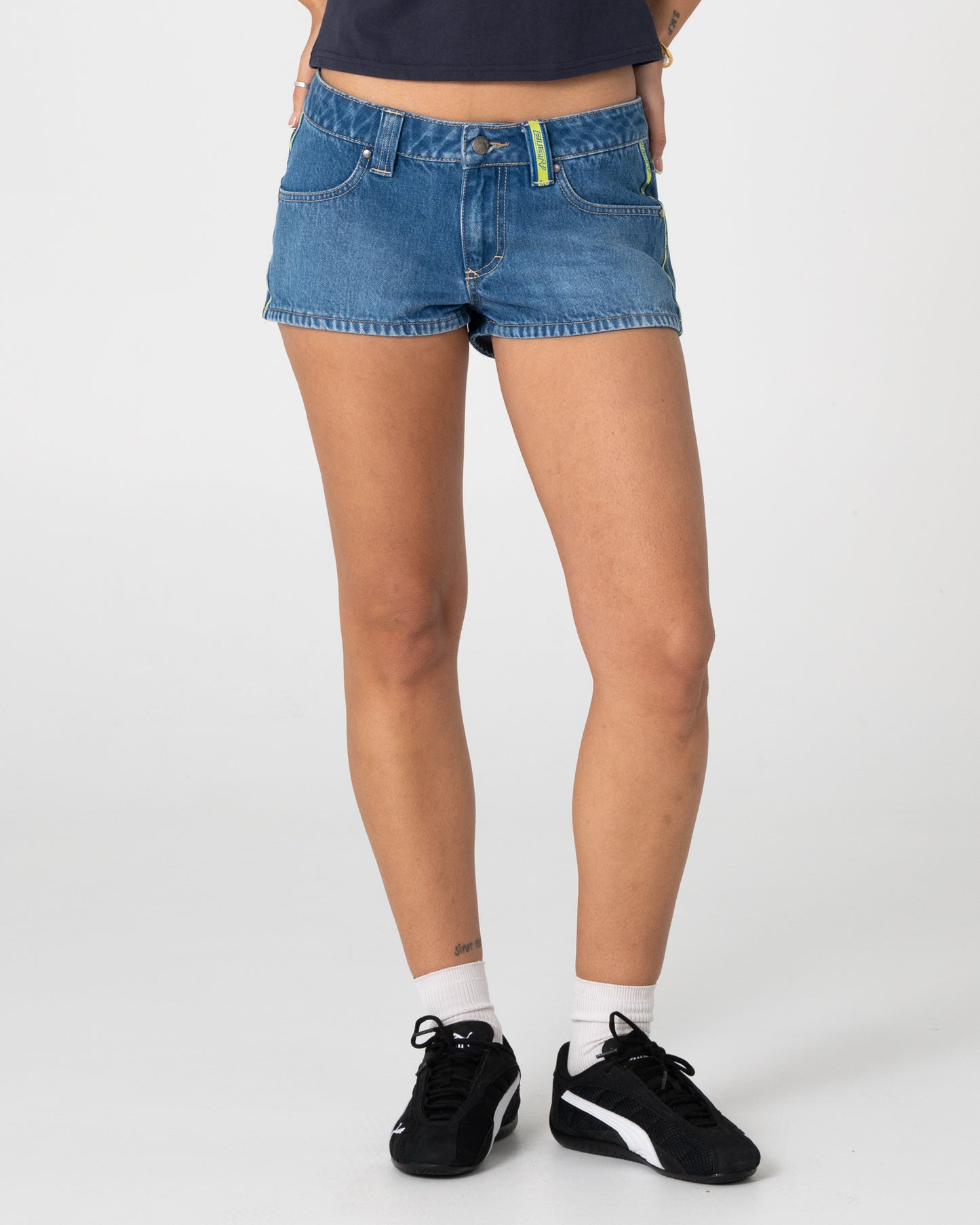 FLIP MOMMY LOW RISE MICRO MINI SHORT