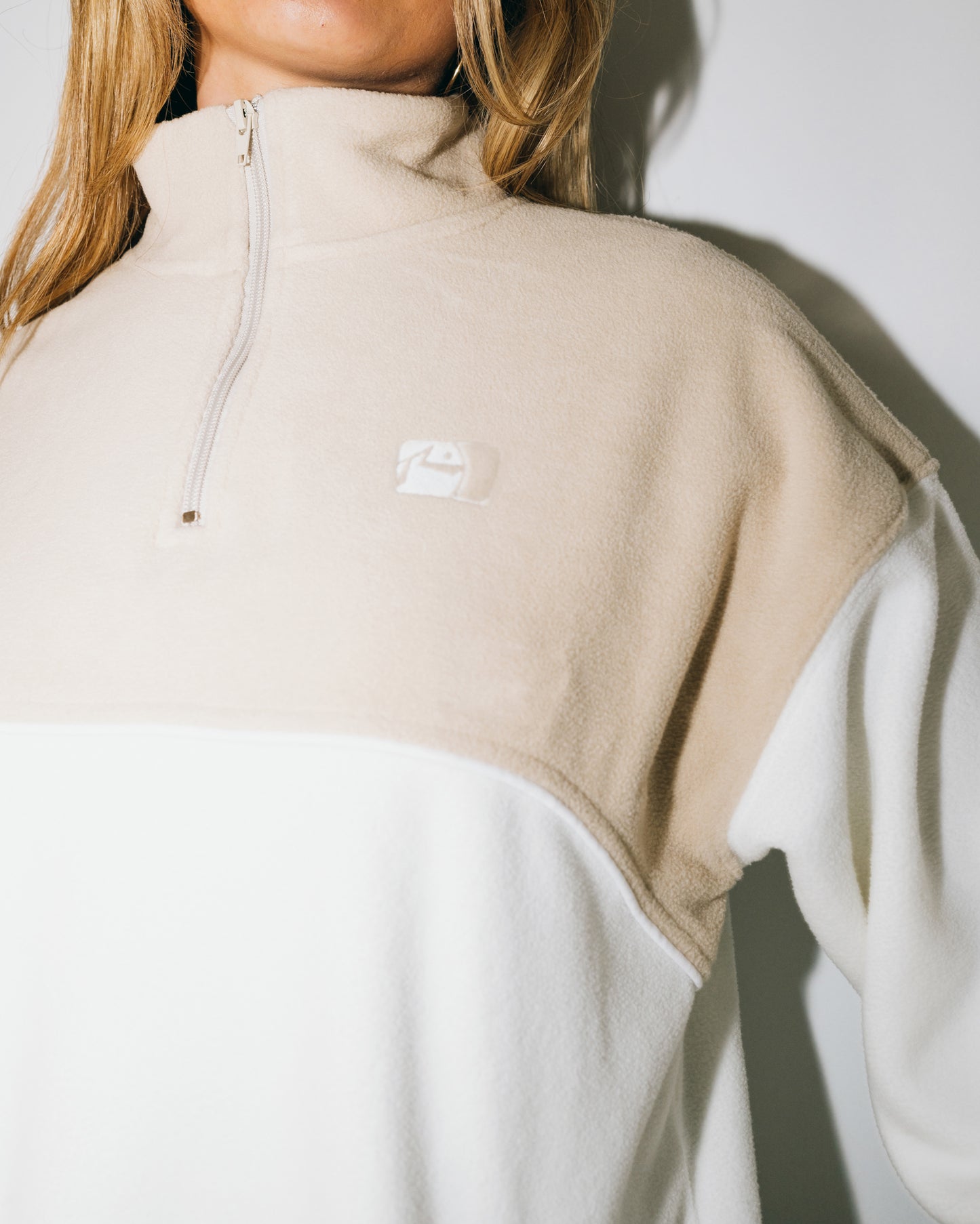 TONAL DIVISION HALF ZIP POLAR FLEECE