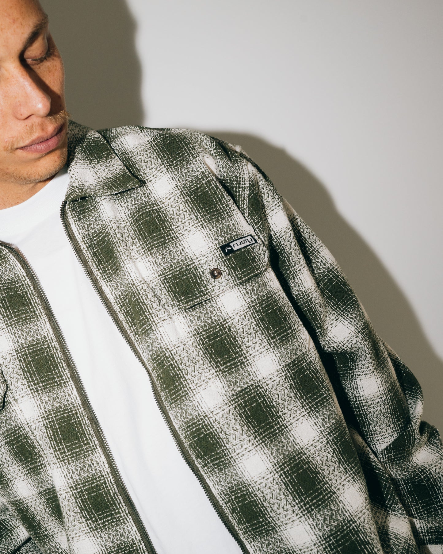 ZEAL ZIP THRU OVER SHIRT