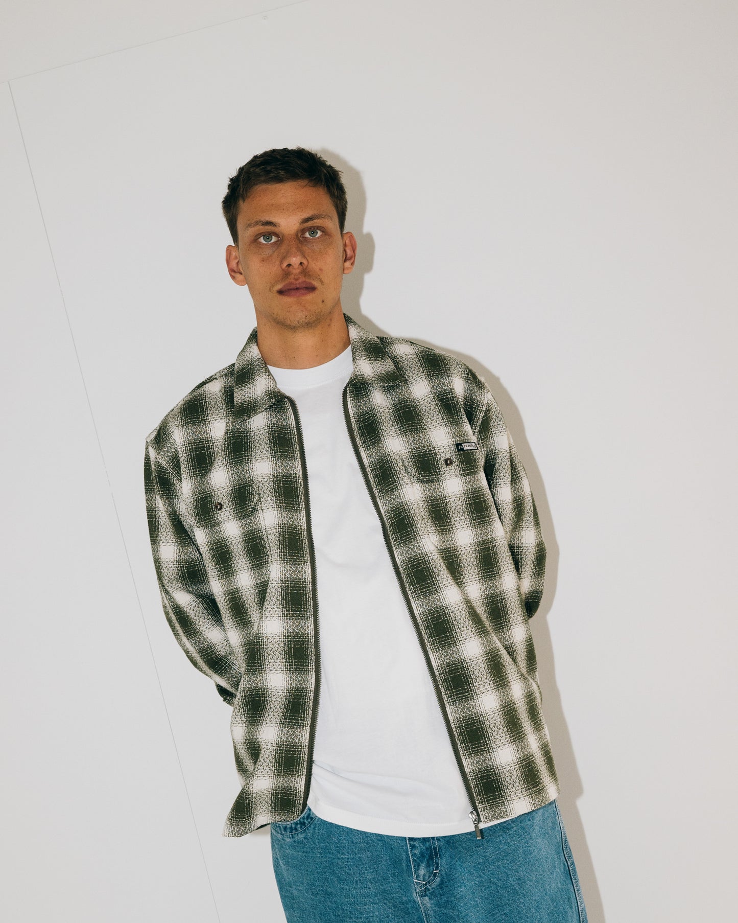 ZEAL ZIP THRU OVER SHIRT