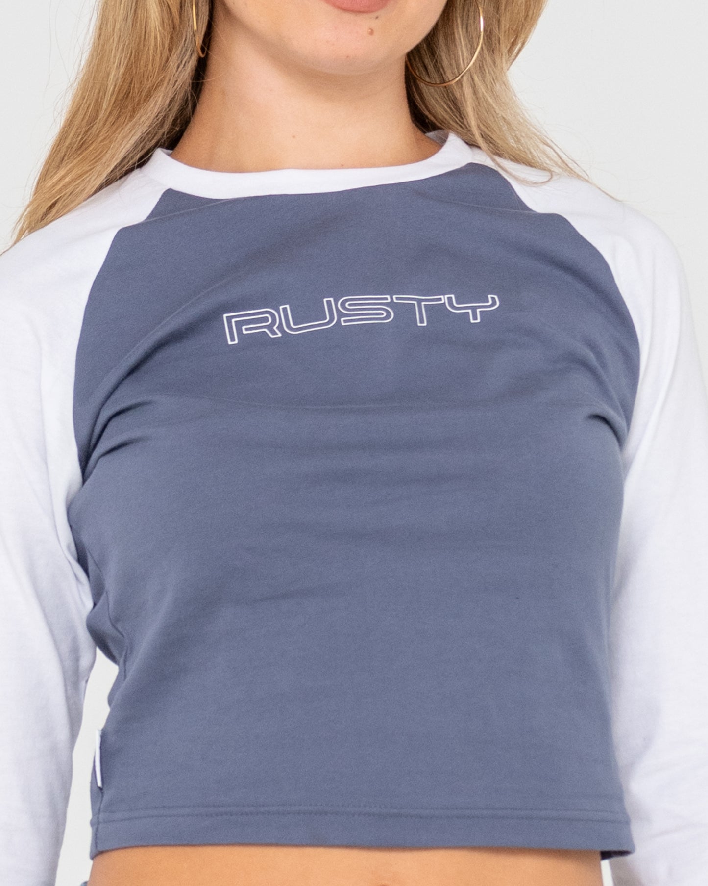 TEKKY LONG SLEEVE RAGLAN SKIMMER TEE