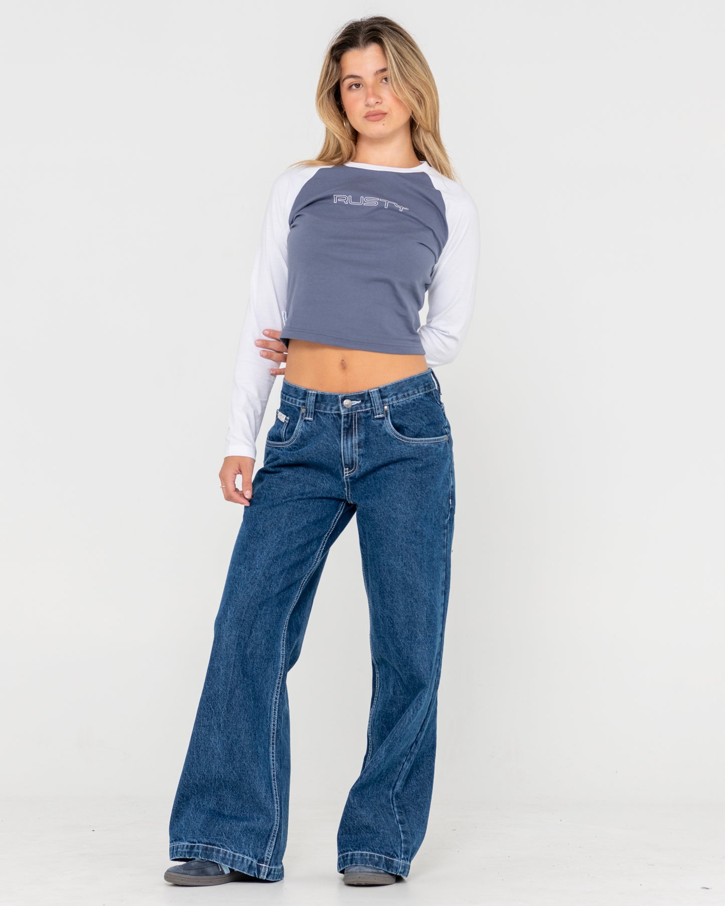 TEKKY LONG SLEEVE RAGLAN SKIMMER TEE
