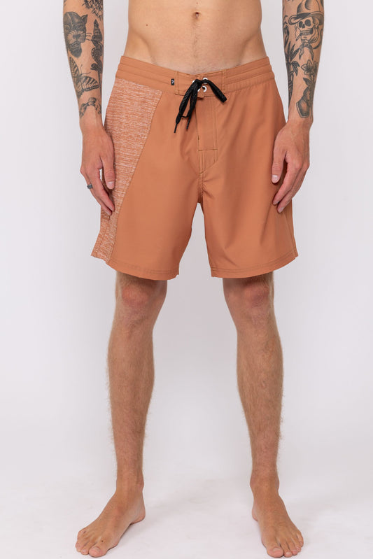 GROUNDED FIXED BOARDSHORT