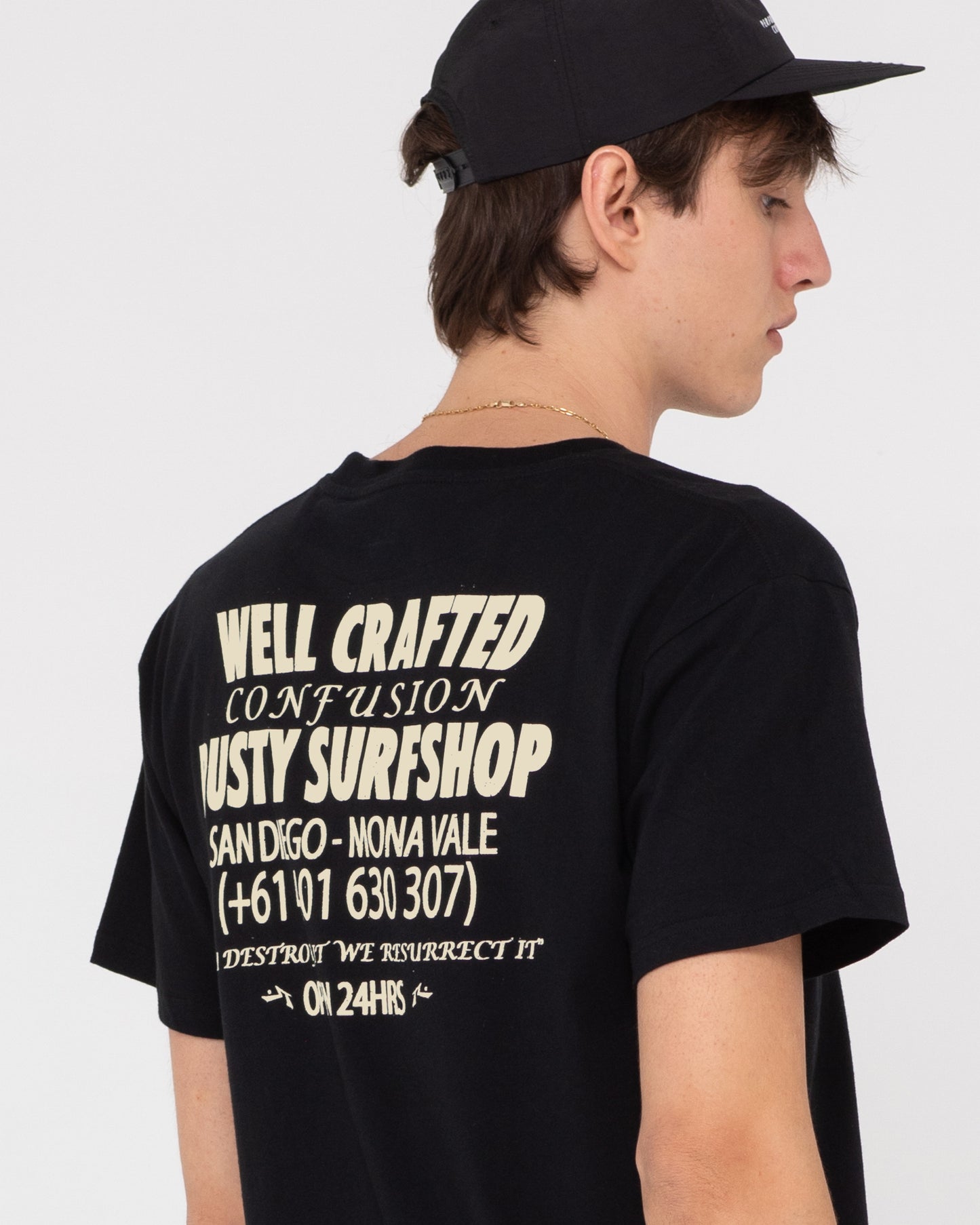 SHAPE STORE MERCH SHORT SLEEVE TEE