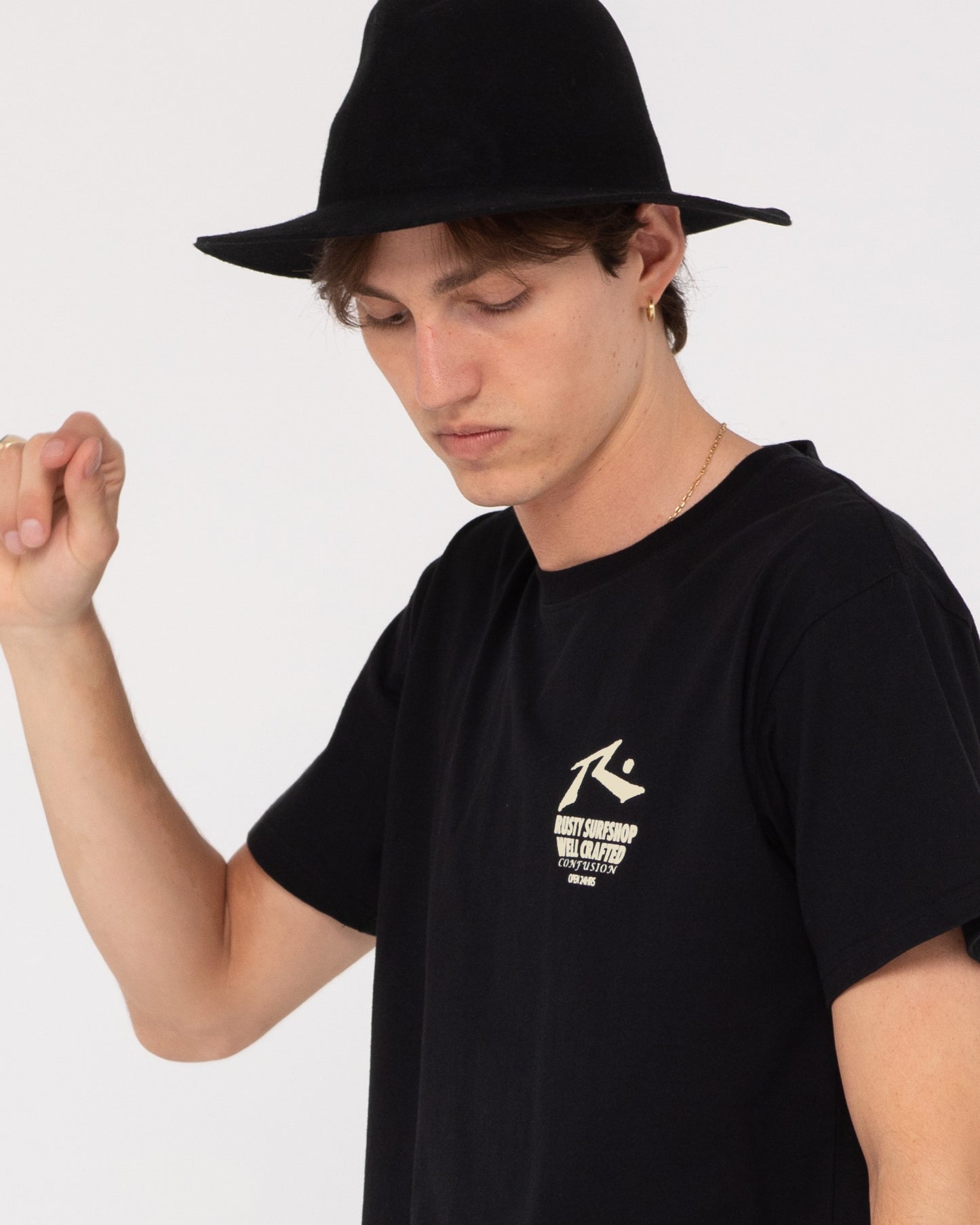 SHAPE STORE MERCH SHORT SLEEVE TEE